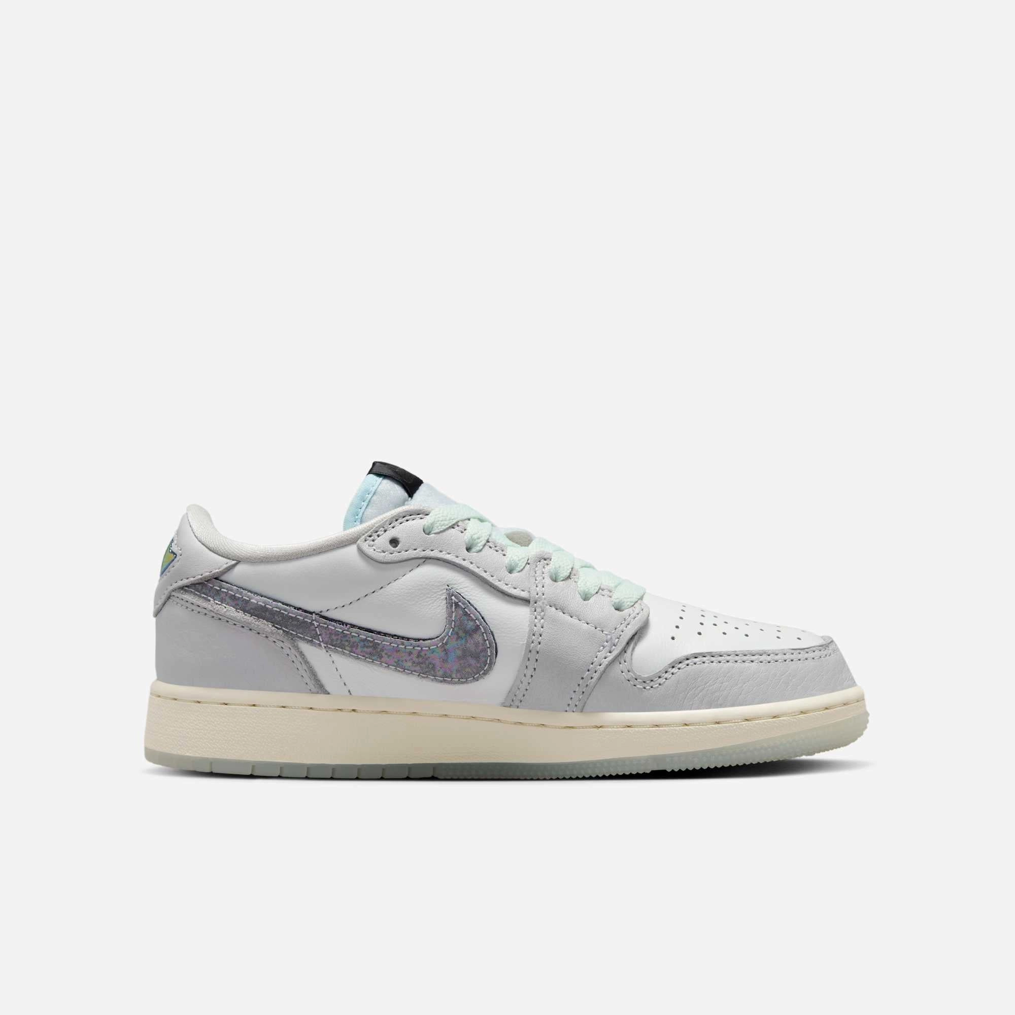 (GS) Air Jordan 1 Low OG 'Year of the Snake' (2025) HF3207-100 Air Jordan 1 Original Colorway Shoes