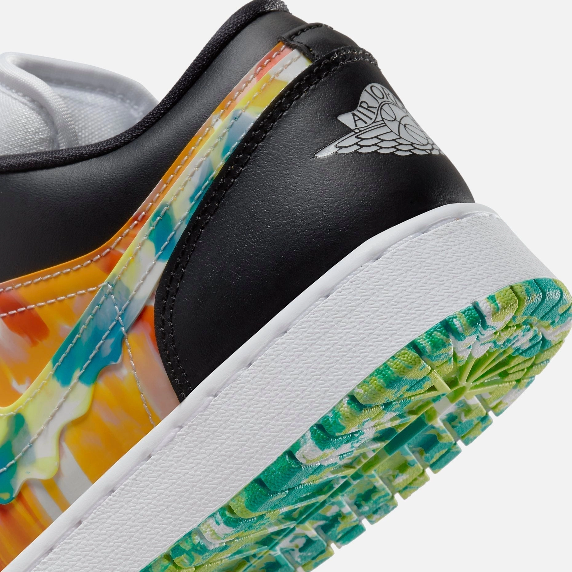 (GS) Air Jordan 1 Low SE 'Drip' (2022) DJ6252-038 Air Jordan 1 Timeless Heritage Shoes