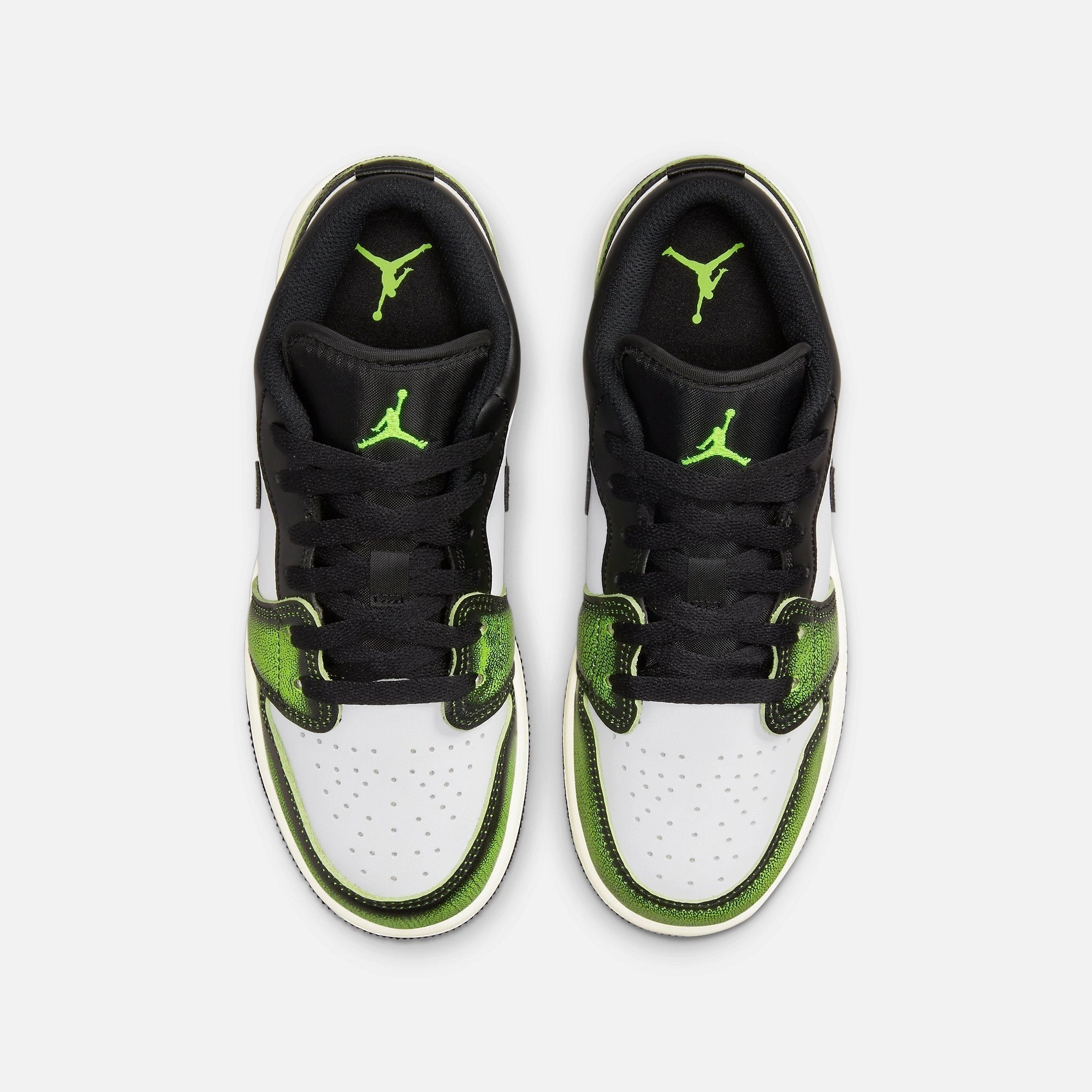 (GS) Air Jordan 1 Low SE 'Electric Green' (2022) DO8244-003 Air Jordan 1 Timeless Heritage Shoes