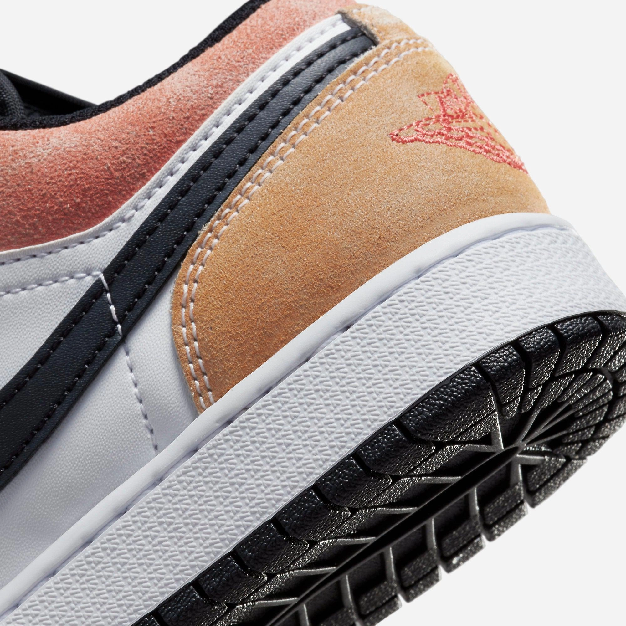 (GS) Air Jordan 1 Low SE 'Flight Club' (2023) DX4374-008 Air Jordan 1 Timeless Heritage Shoes