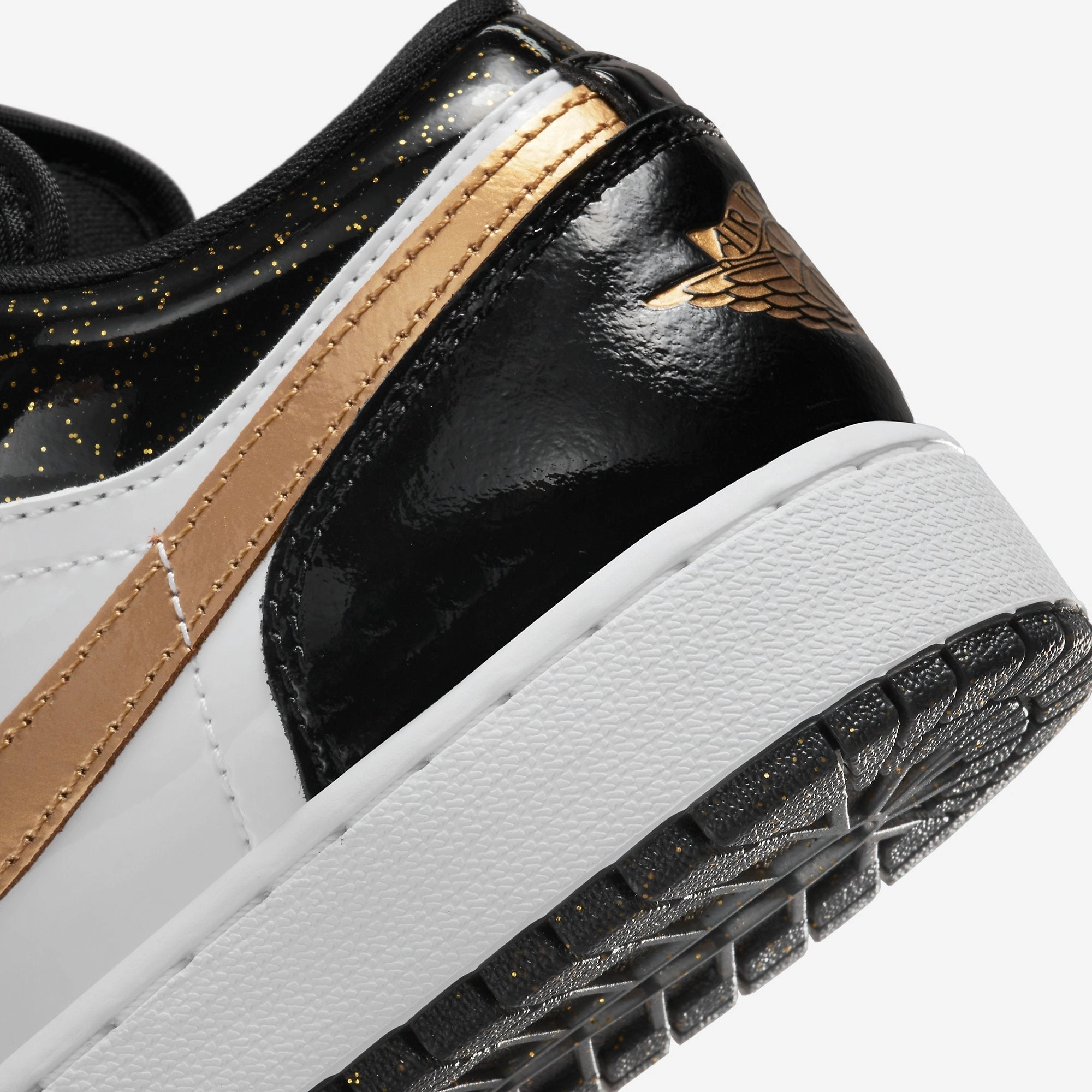 (GS) Air Jordan 1 Low SE 'Gold Toe' (2022) DR6970-071 Air Jordan 1 Original Colorway Shoes