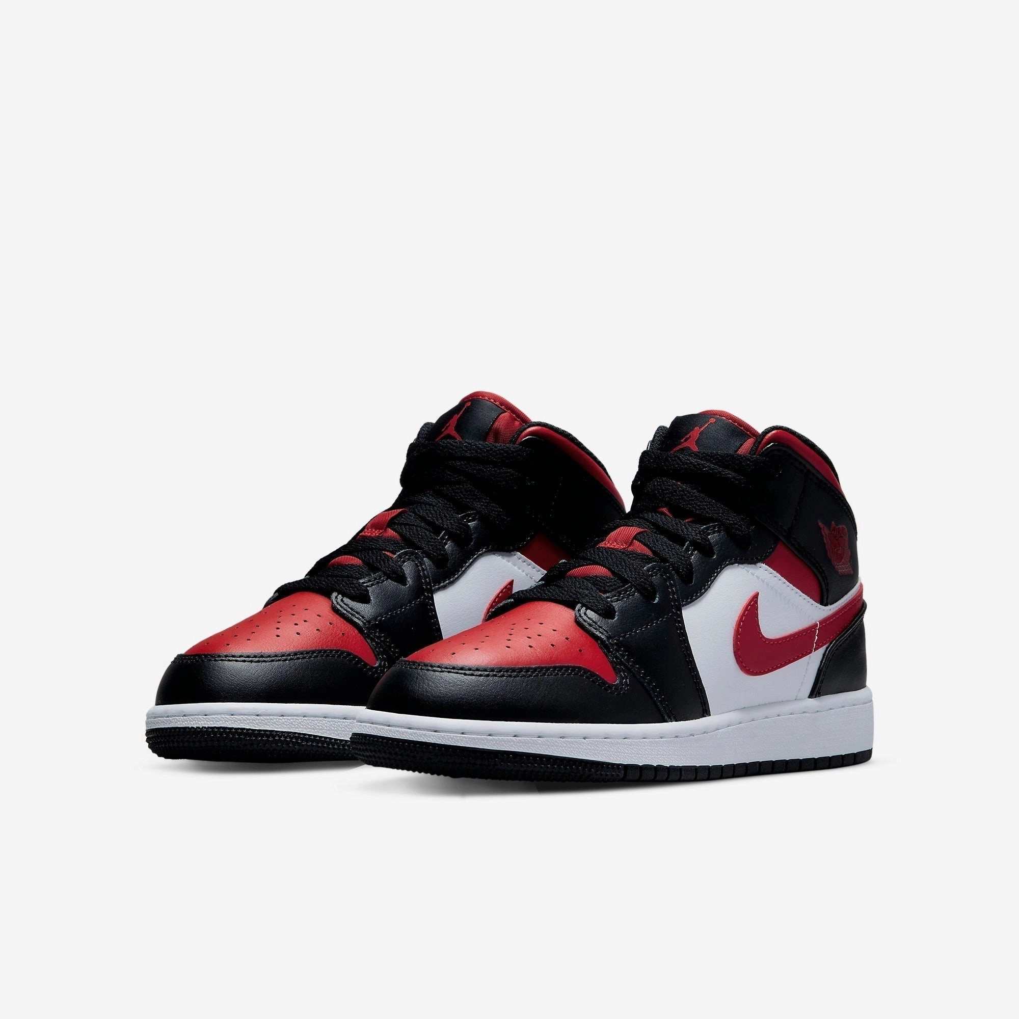 (GS) Air Jordan 1 Mid 'Alternate Bred Toe' (2022) 554725-079 Air Jordan 1 Timeless Heritage Shoes