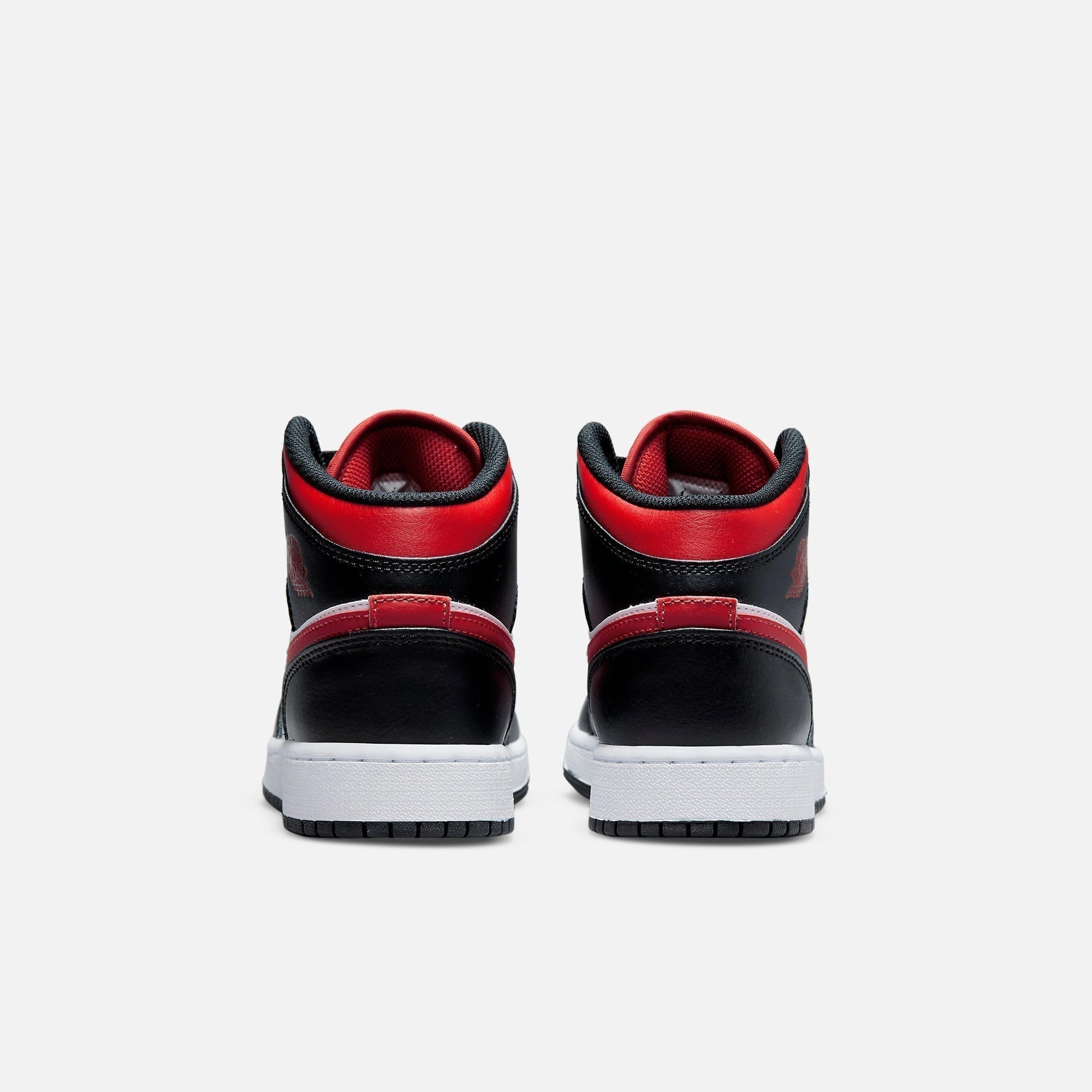 (GS) Air Jordan 1 Mid 'Alternate Bred Toe' (2022) 554725-079 Air Jordan 1 Timeless Heritage Shoes