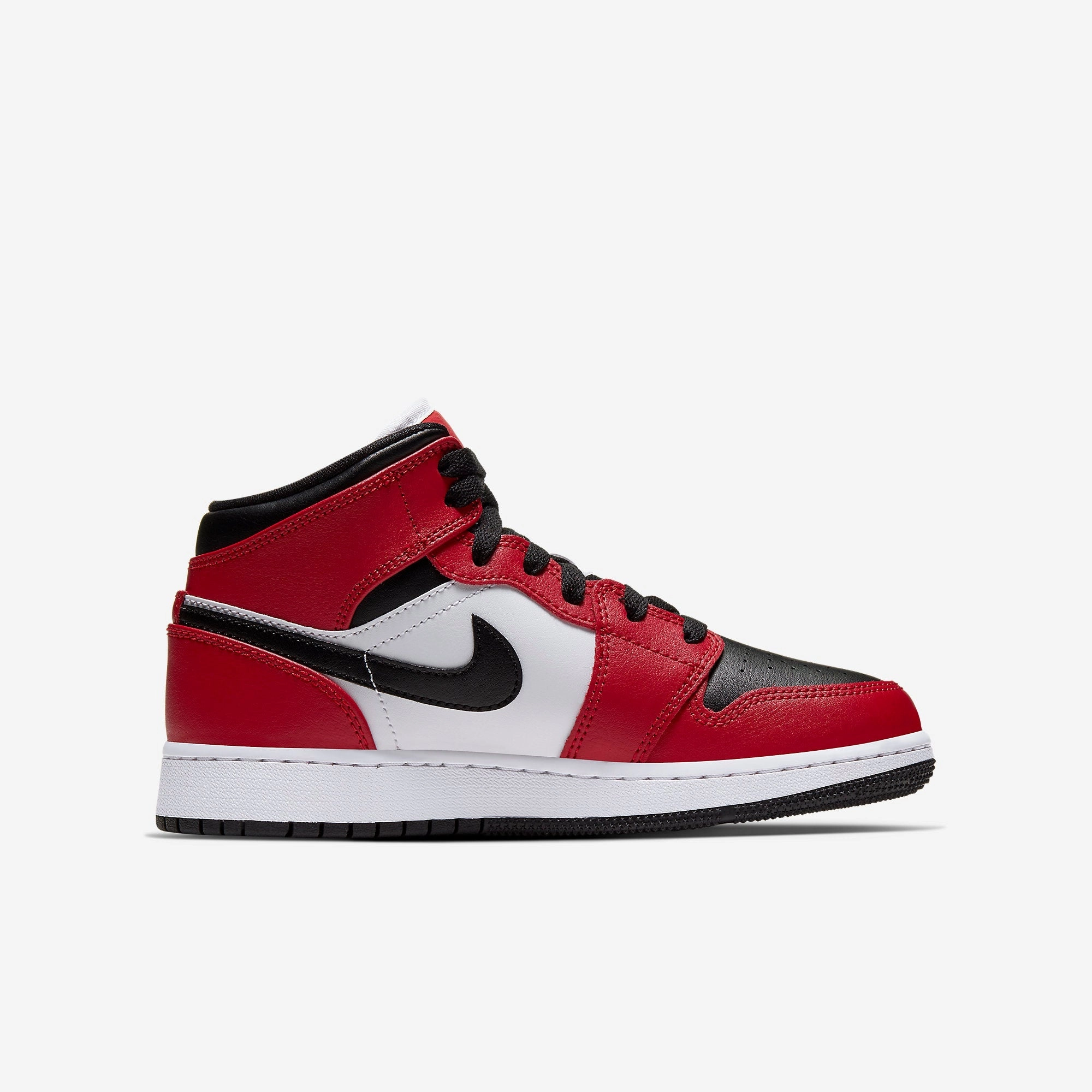 (GS) Air Jordan 1 Mid 'Chicago Black Toe' (2020) 554725-069 Air Jordan 1 Original Colorway Shoes