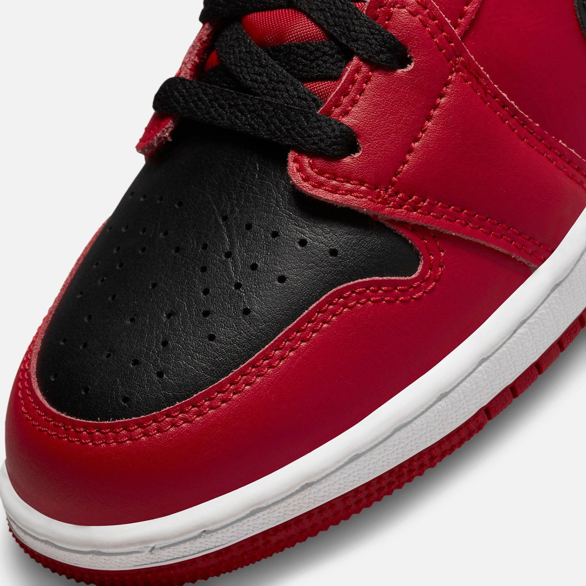 (GS) Air Jordan 1 Mid 'Reverse Bred' (2022) 554725-660 Air Jordan 1 Timeless Heritage Shoes