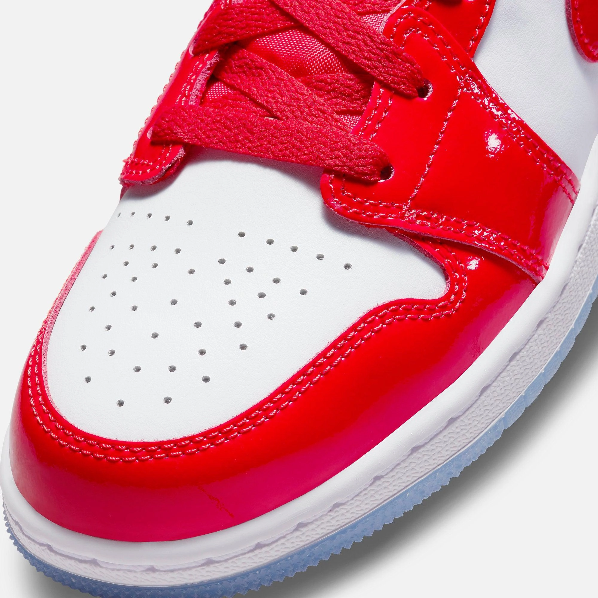 (GS) Air Jordan 1 Mid SE 'Barcelona Sweater' (2021) DC7248-600 Air Jordan 1 Timeless Heritage Shoes