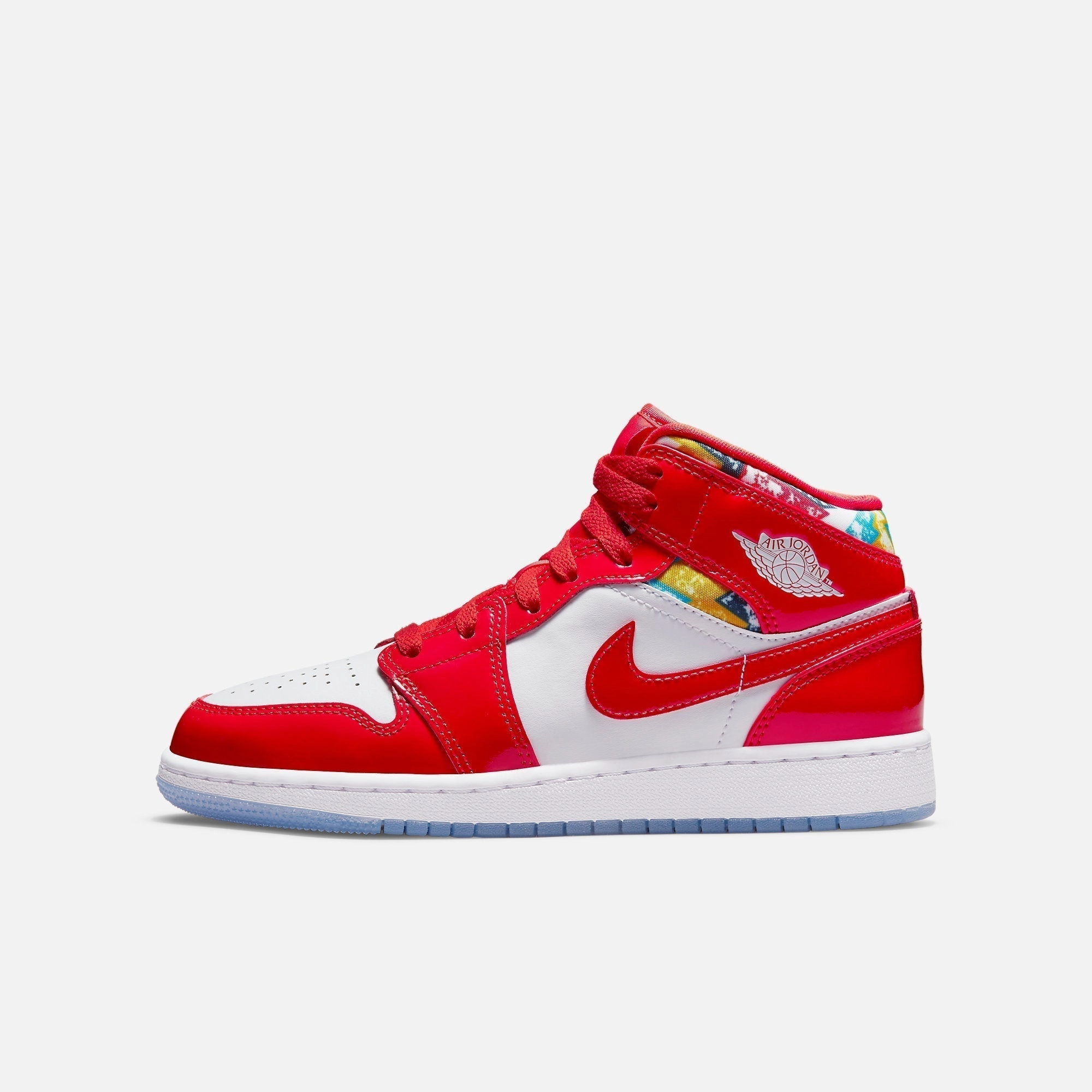 (GS) Air Jordan 1 Mid SE 'Barcelona Sweater' (2021) DC7248-600 Iconic Air Jordan 1 shoes with bold accents