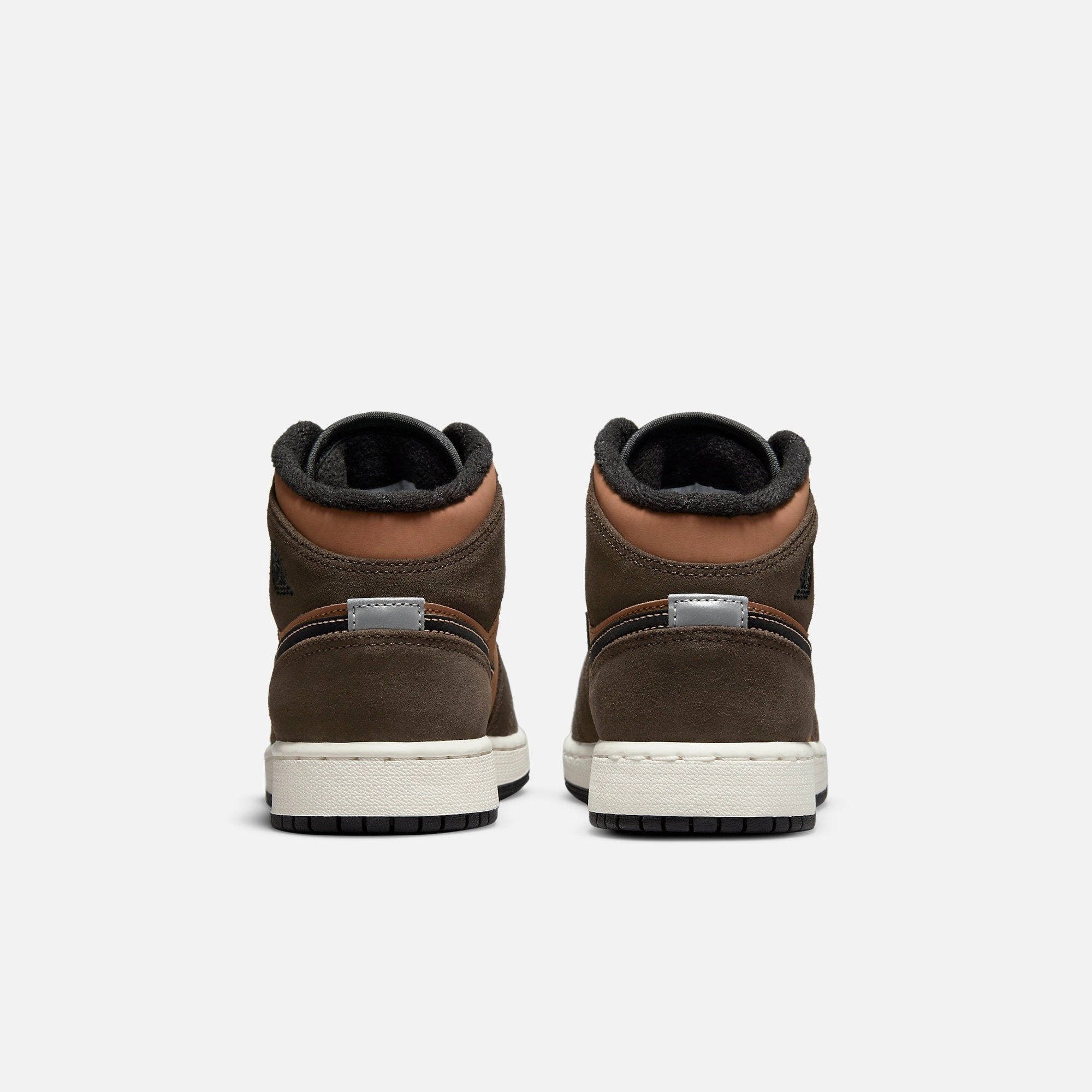 (GS) Air Jordan 1 Mid SE 'Dark Chocolate' (2021) DC7248-200 Air Jordan 1 Timeless Heritage Shoes