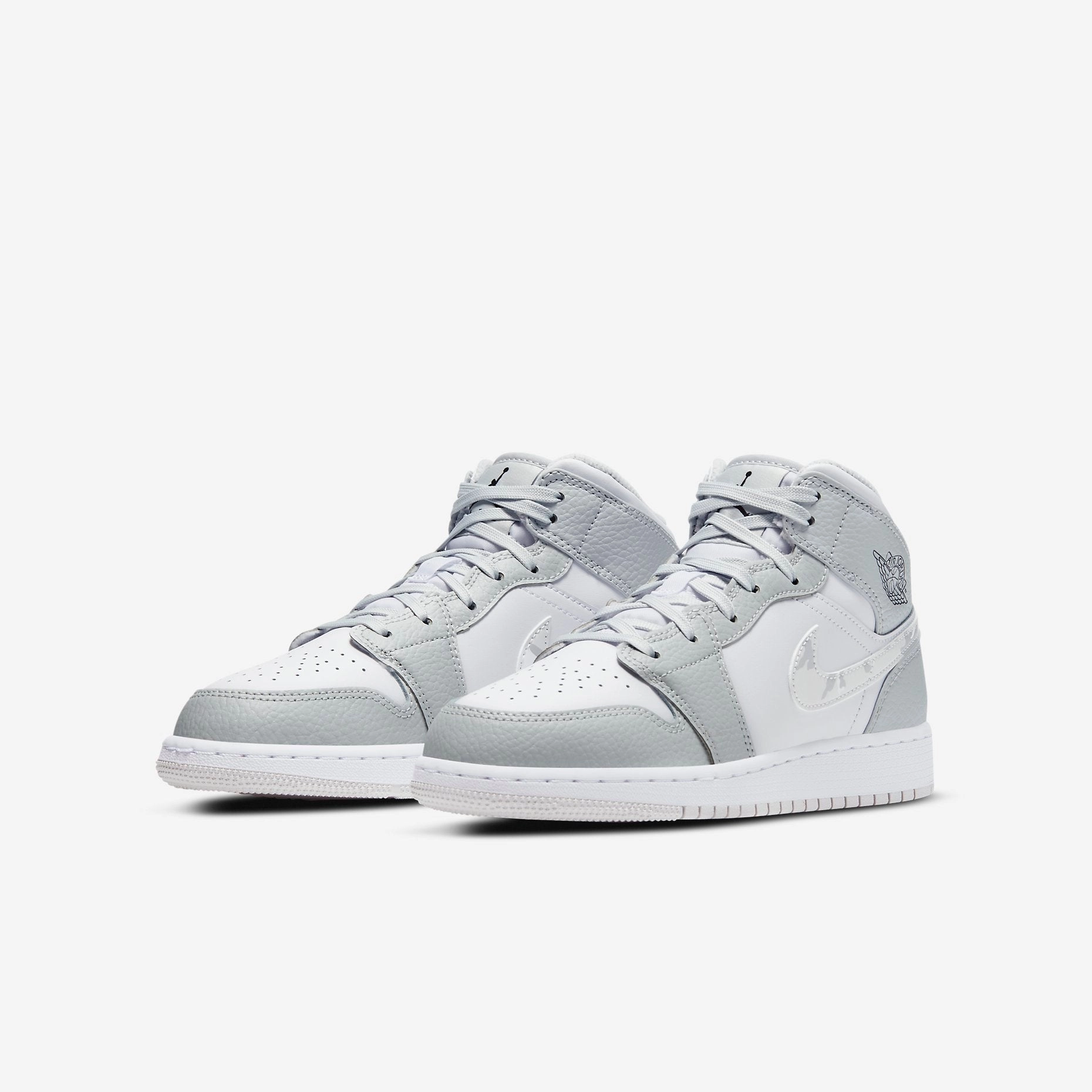 (GS) Air Jordan 1 Mid SE 'Grey Camo' (2020) DD3235-100 Air Jordan 1 Signature Look Sneakers
