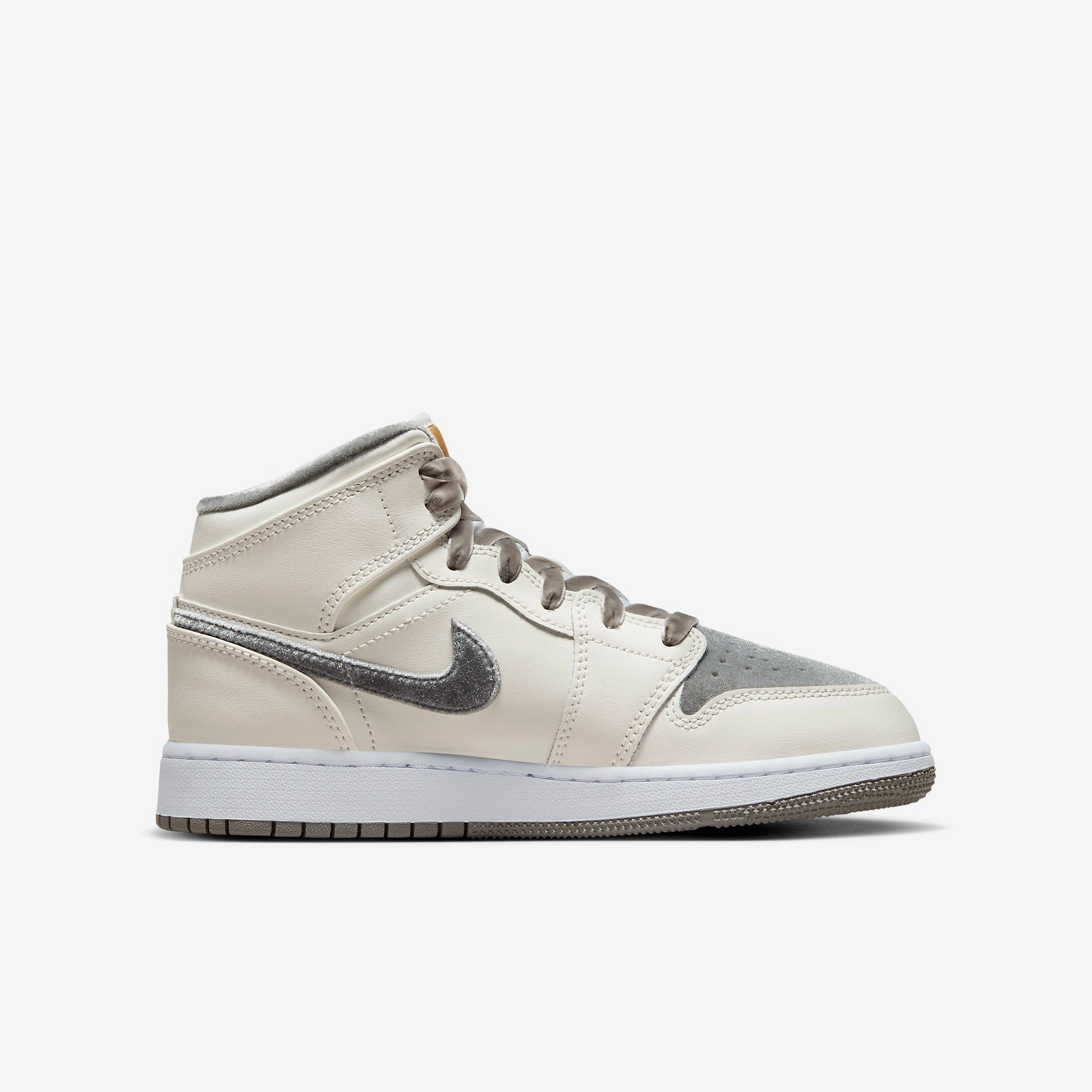 (GS) Air Jordan 1 Mid SE 'Pewter Velvet Toe' (2023) FB9899-100 Air Jordan 1 Original Colorway Shoes