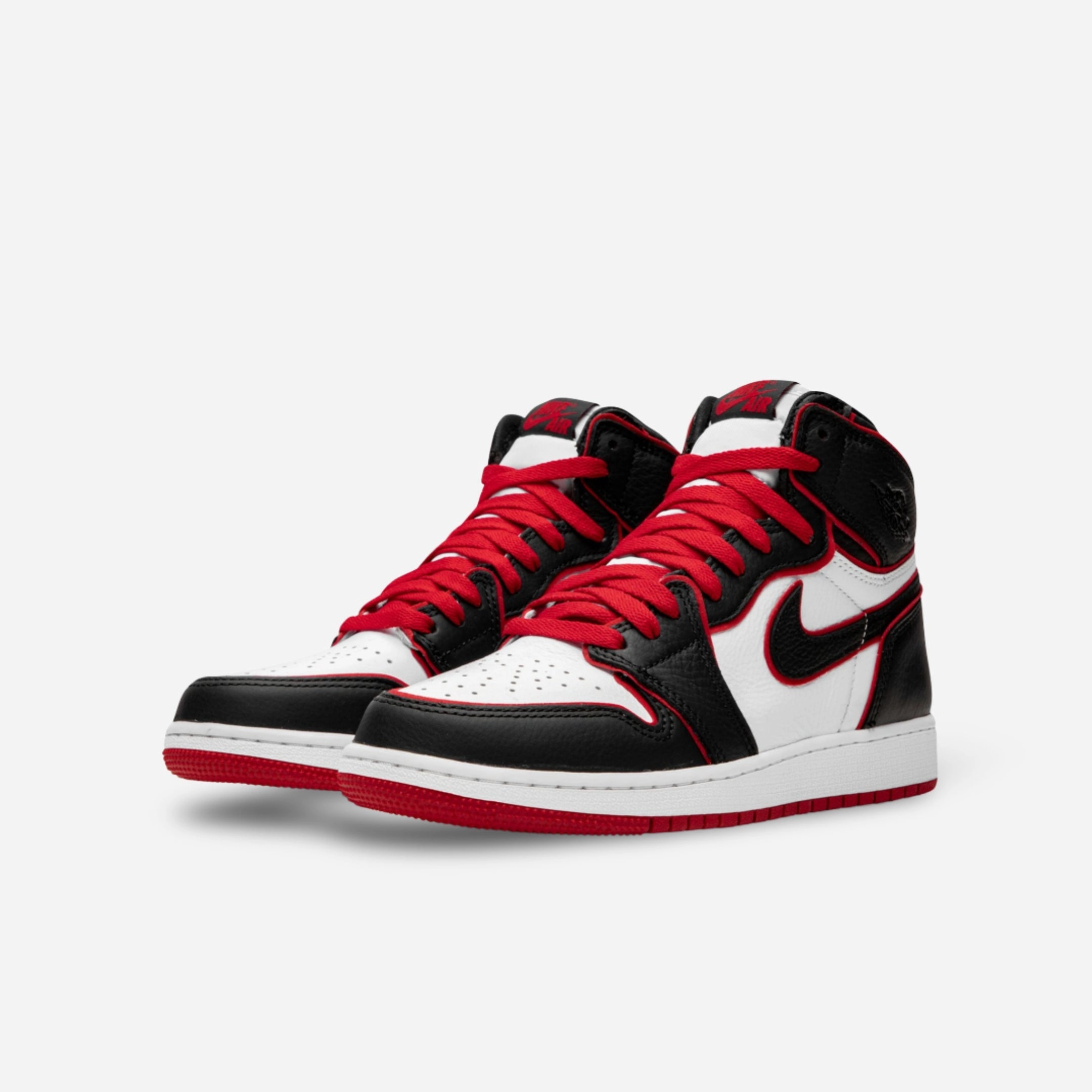(GS) Air Jordan 1 Retro High OG 'Bloodline' (2019) 575441-062 Air Jordan 1 Retro Court Sneakers
