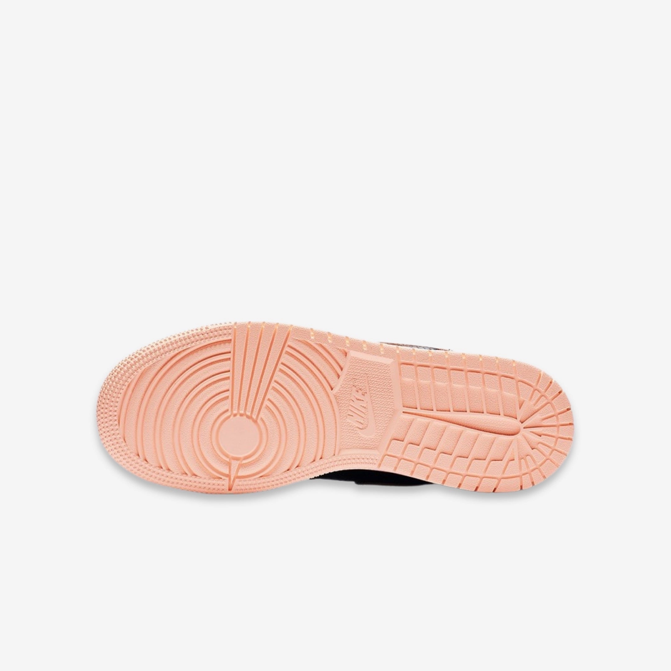 (GS) Air Jordan 1 Retro High OG 'Crimson Tint' (2019) 575441-081 Air Jordan 1 Retro Court Sneakers