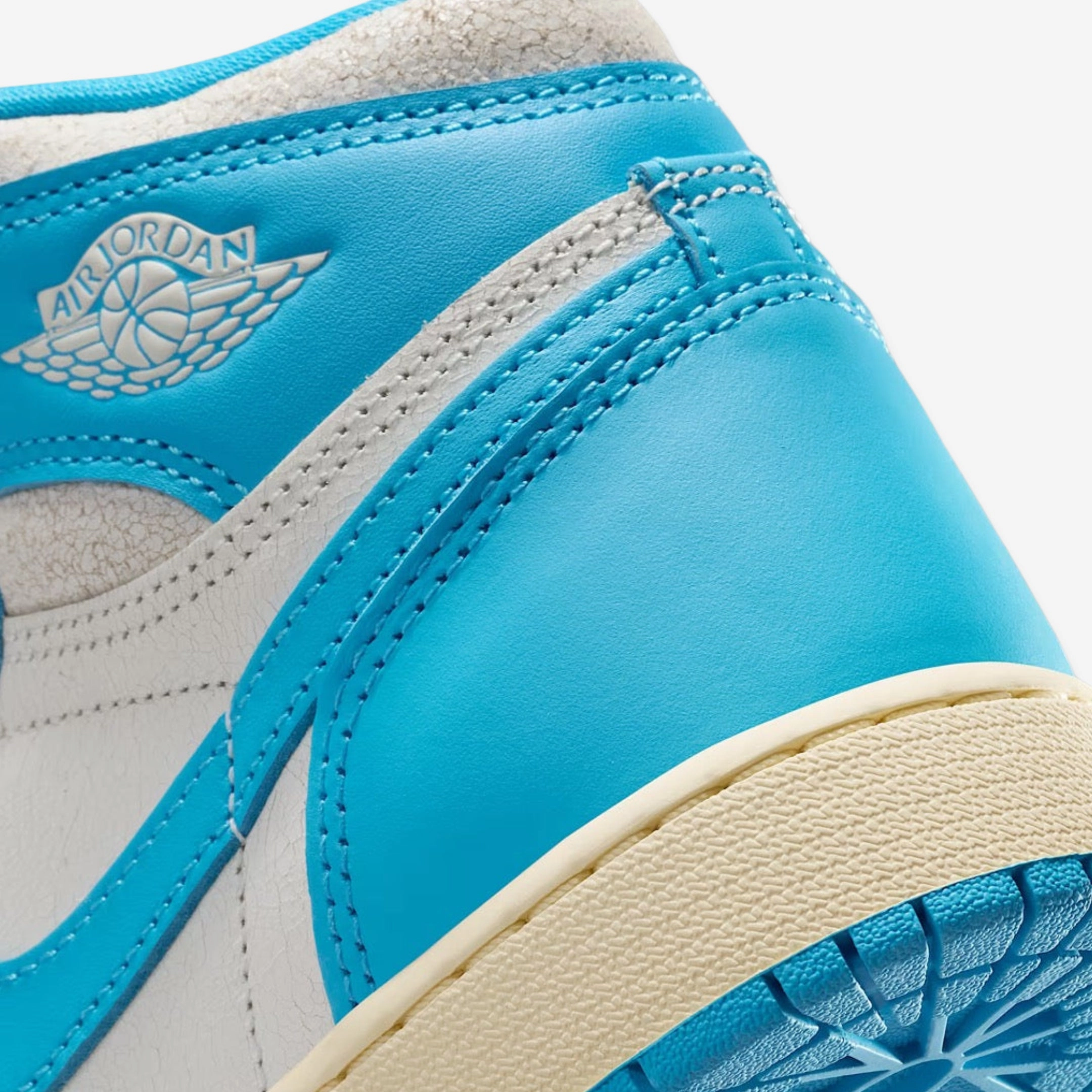 (GS) Air Jordan 1 Retro High OG 'Reimagined UNC University Blue' (2025) FD1437-402 Air Jordan 1 Original Colorway Shoes