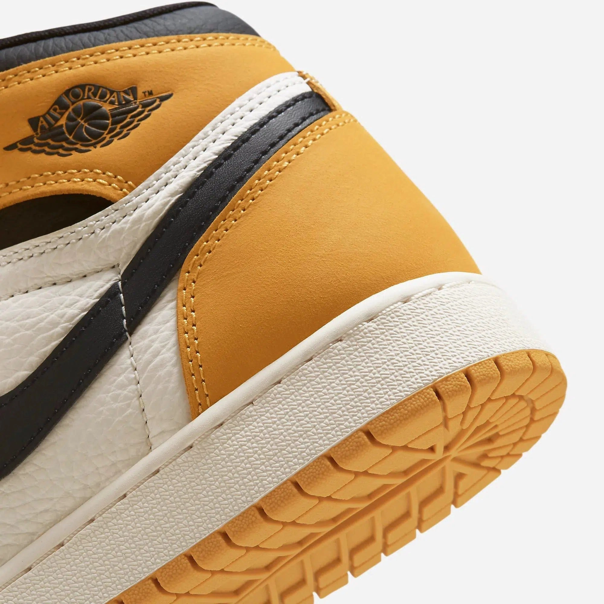 (GS) Air Jordan 1 Retro High OG 'Yellow Ochre' (2024) FD1437-701 Air Jordan 1 Original Colorway Shoes