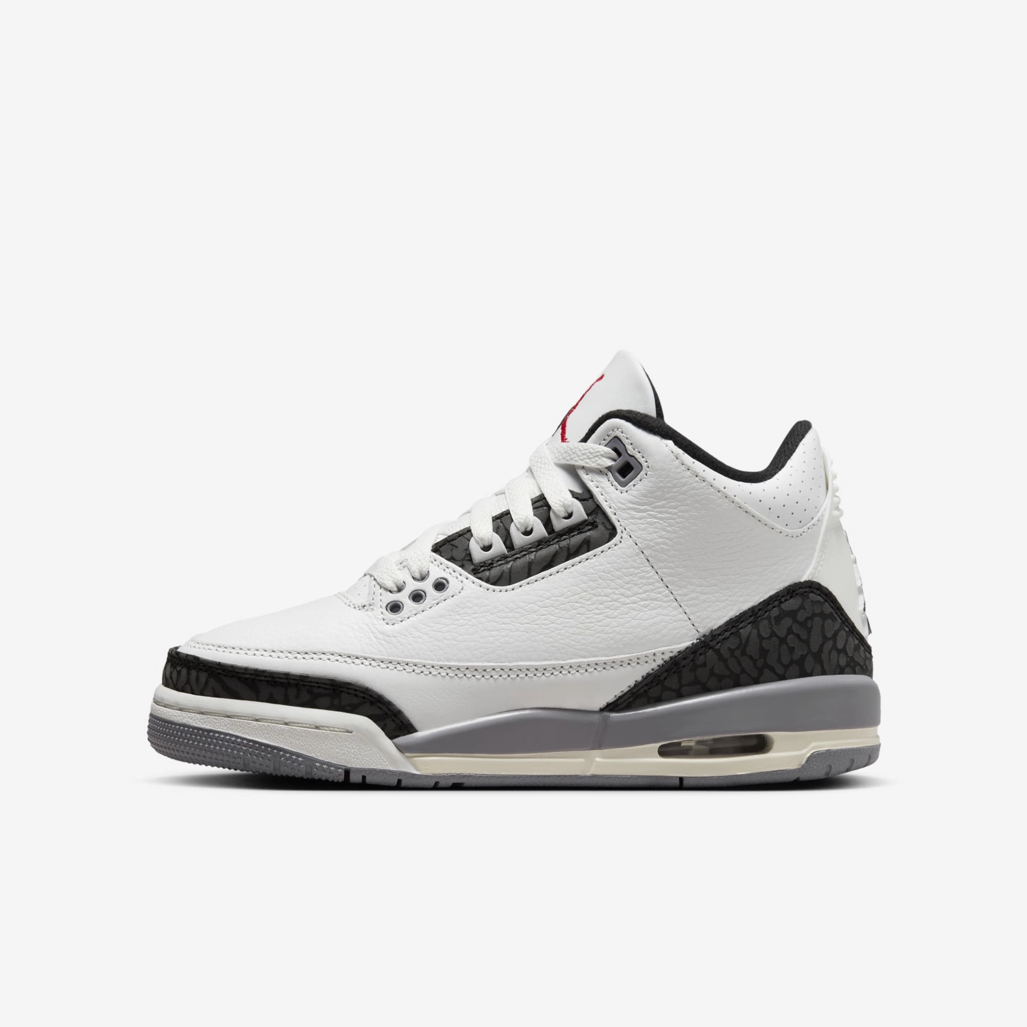 (GS) Air Jordan 3 Retro 'Cement Grey' (2024) DM0967-106 Air Jordan 3 retro sneakers with throwback vibe