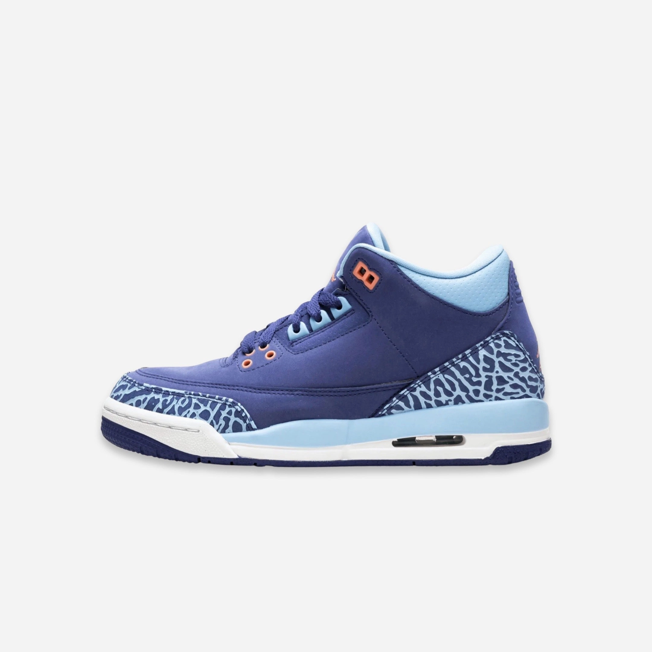 (GS) Air Jordan 3 Retro 'Dark Purple Dust' (2016) 441140-506 Air Jordan 3 retro sneakers with throwback vibe