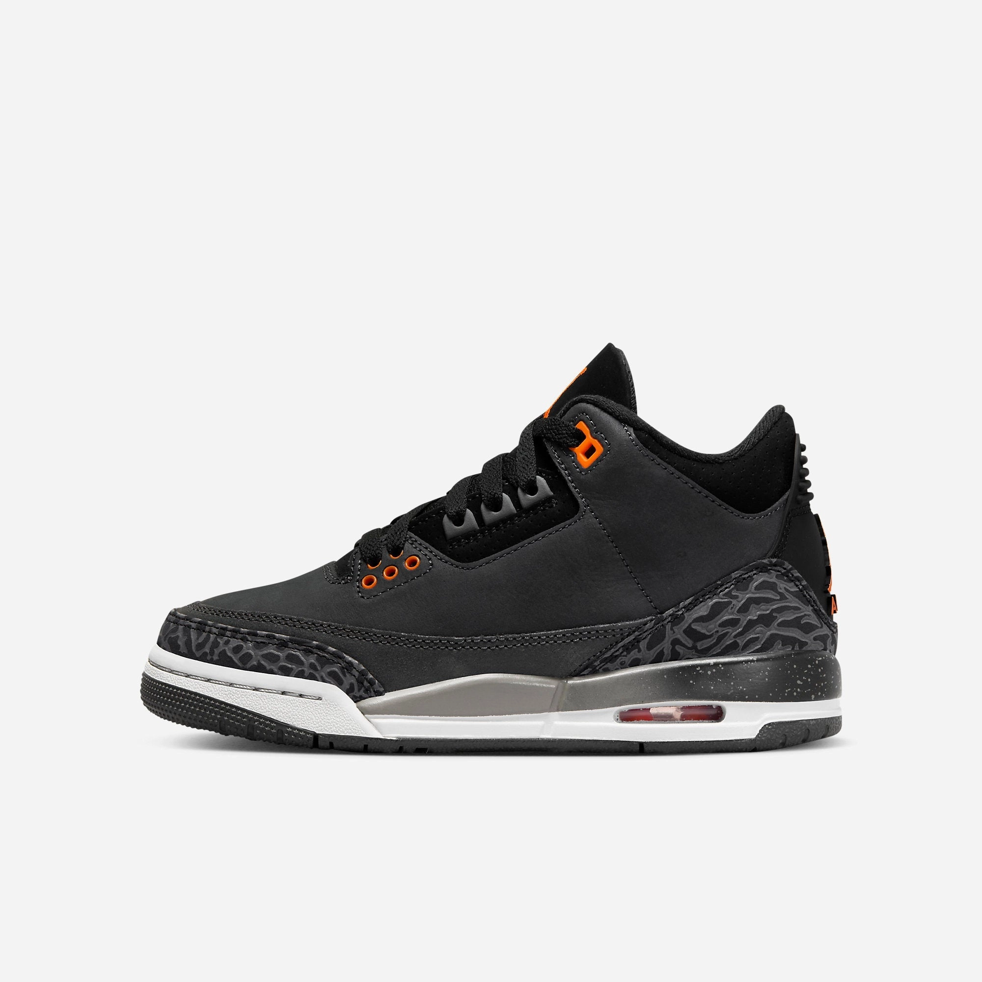(GS) Air Jordan 3 Retro 'Fear' (2023) DM0967-080 Air Jordan 3 retro sneakers with throwback vibe