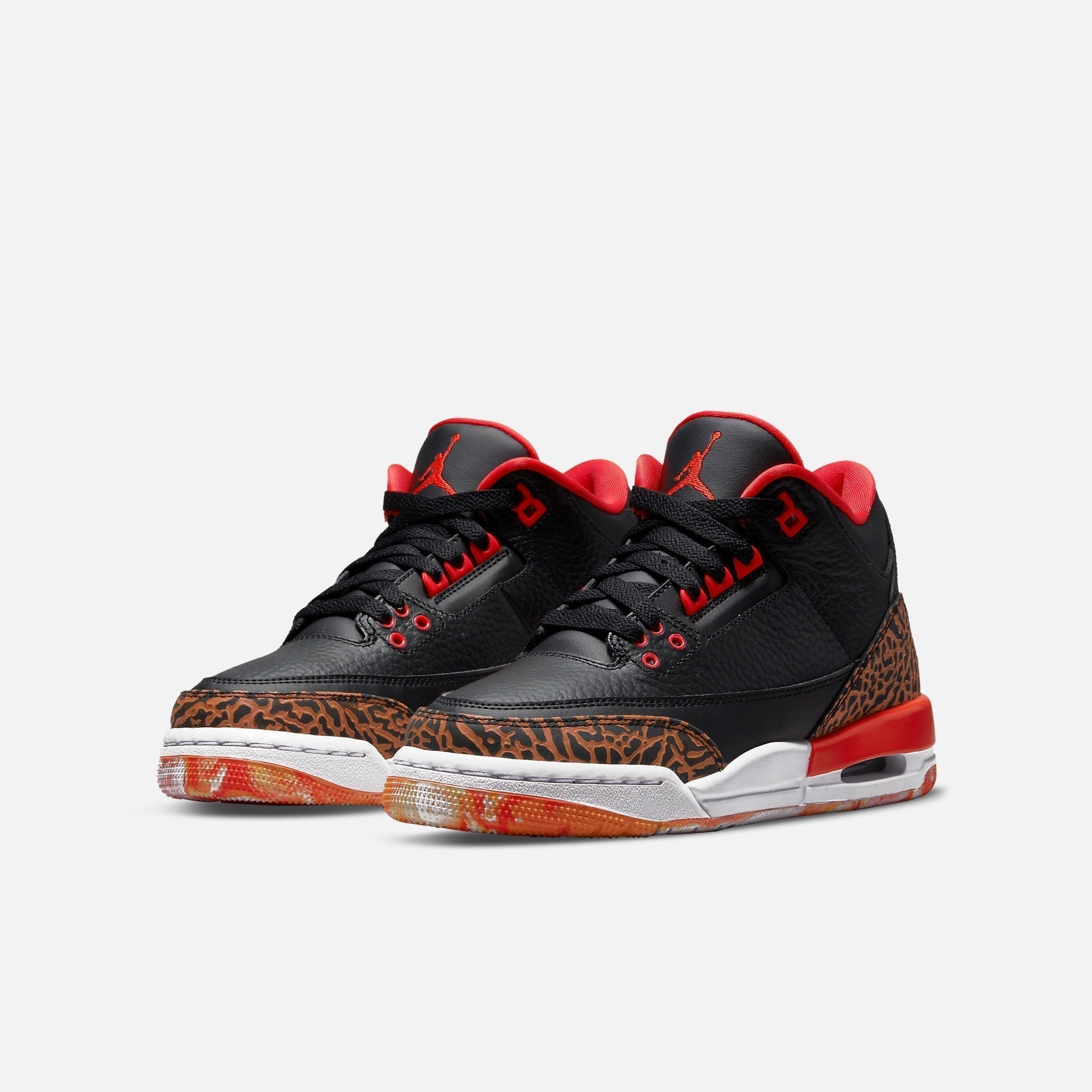 (GS) Air Jordan 3 Retro 'Kumquat' (2022) 441140-088 Air Jordan 3 Retro Throwback Sneakers