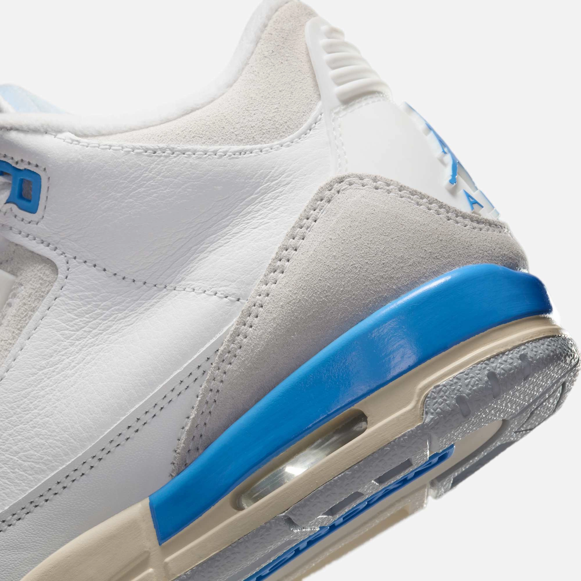 (GS) Air Jordan 3 Retro 'Lucky Shorts / Hydrogen Blue' (2025) DM0967-101 Air Jordan 3 Retro Throwback Sneakers