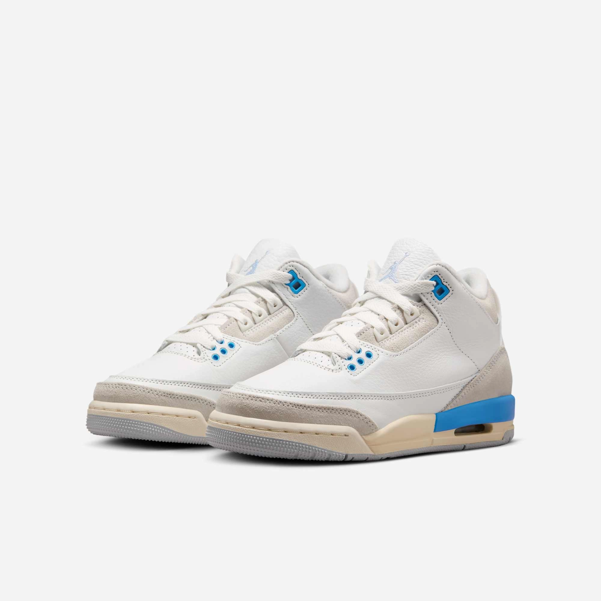 (GS) Air Jordan 3 Retro 'Lucky Shorts / Hydrogen Blue' (2025) DM0967-101 Air Jordan 3 Retro Throwback Sneakers