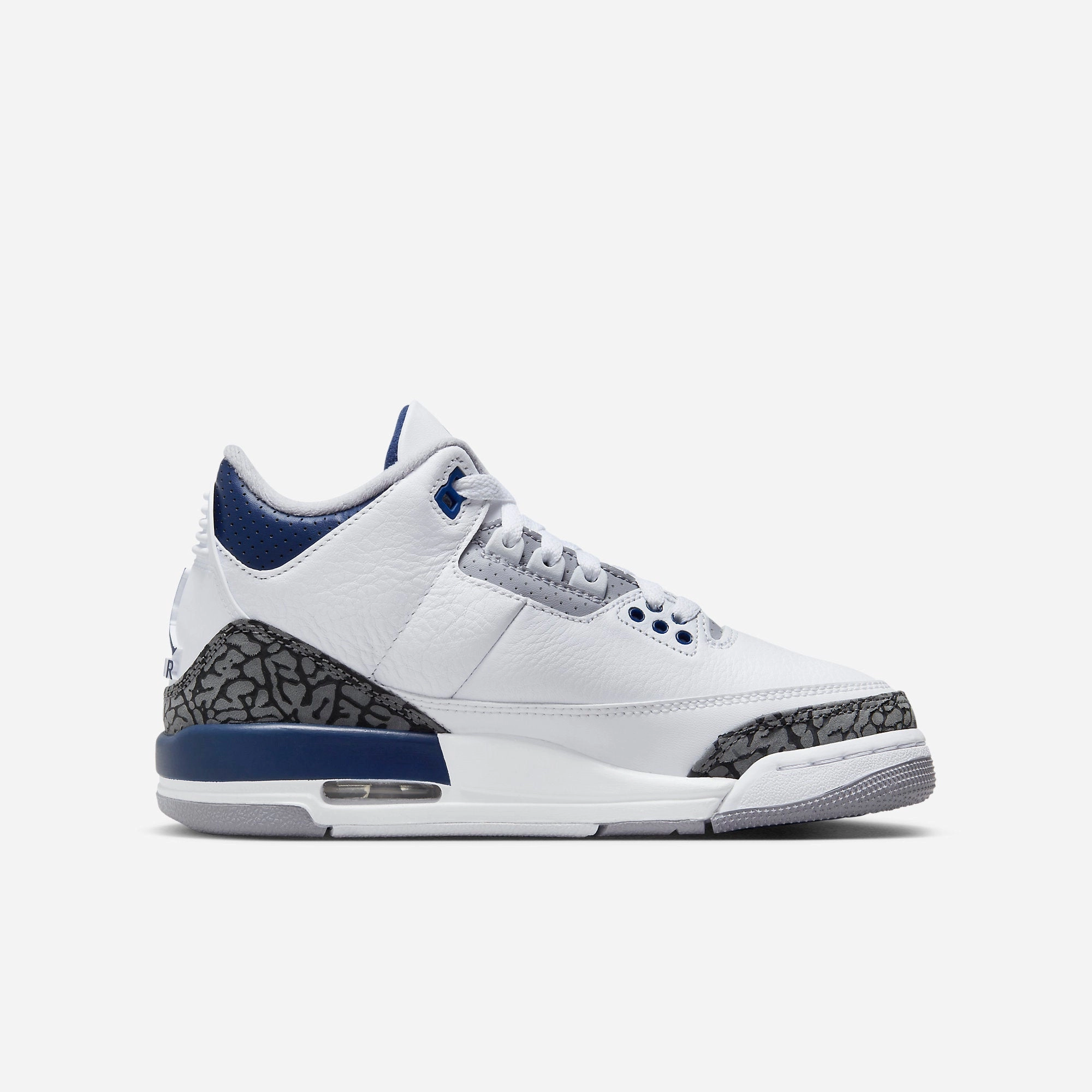 (GS) Air Jordan 3 Retro 'Midnight Navy' (2023) DM0967-140 Air Jordan 3 Retro Throwback Sneakers