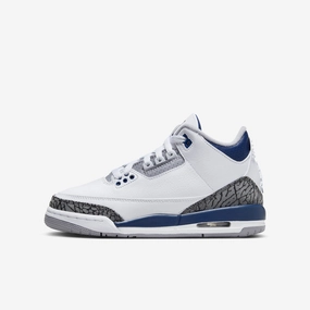 (GS) Air Jordan 3 Retro 'Midnight Navy' (2023) DM0967-140 Air Jordan 3 retro sneakers with throwback vibe