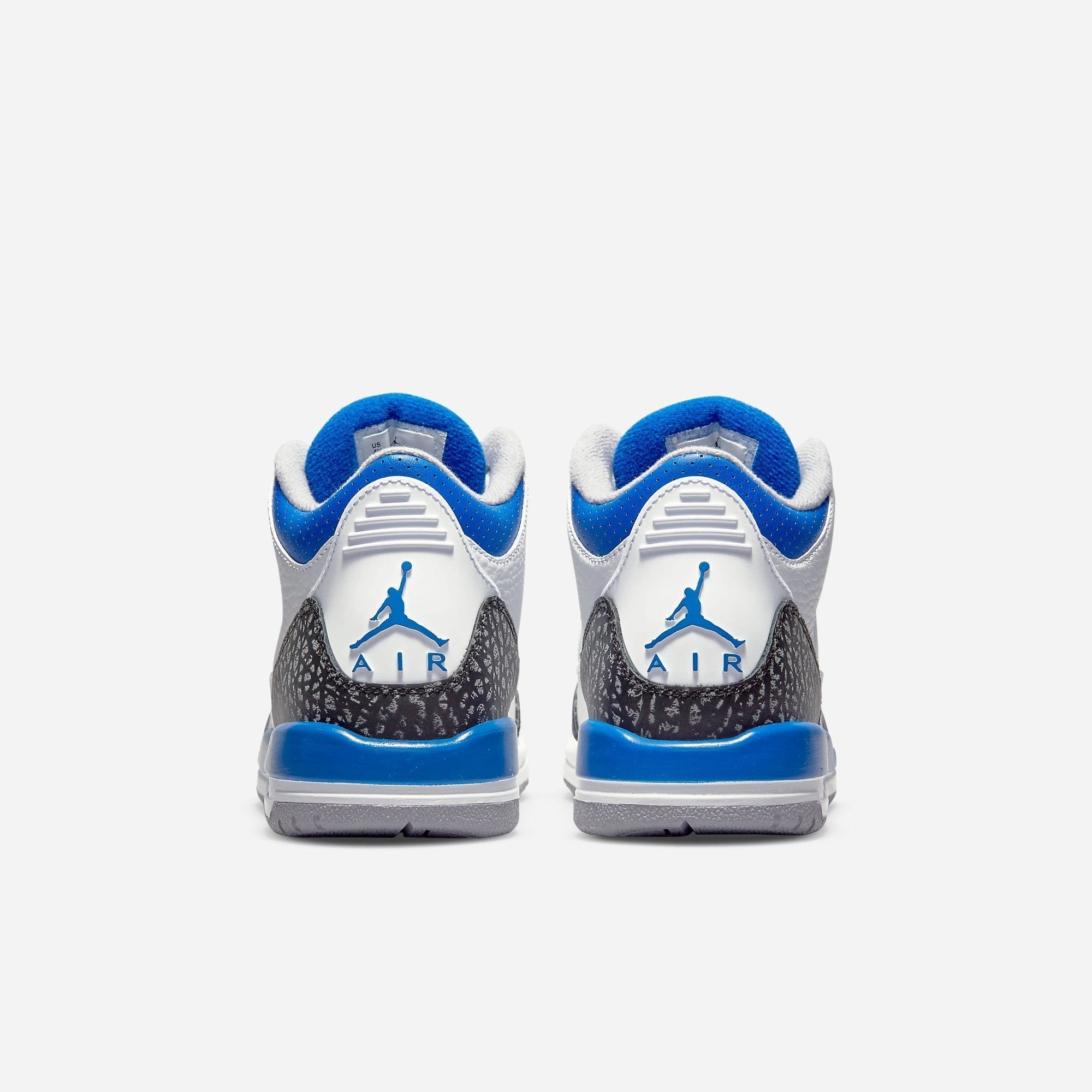 (GS) Air Jordan 3 Retro 'Racer Blue' (2021) 398614-145 Air Jordan 3 Retro Throwback Sneakers