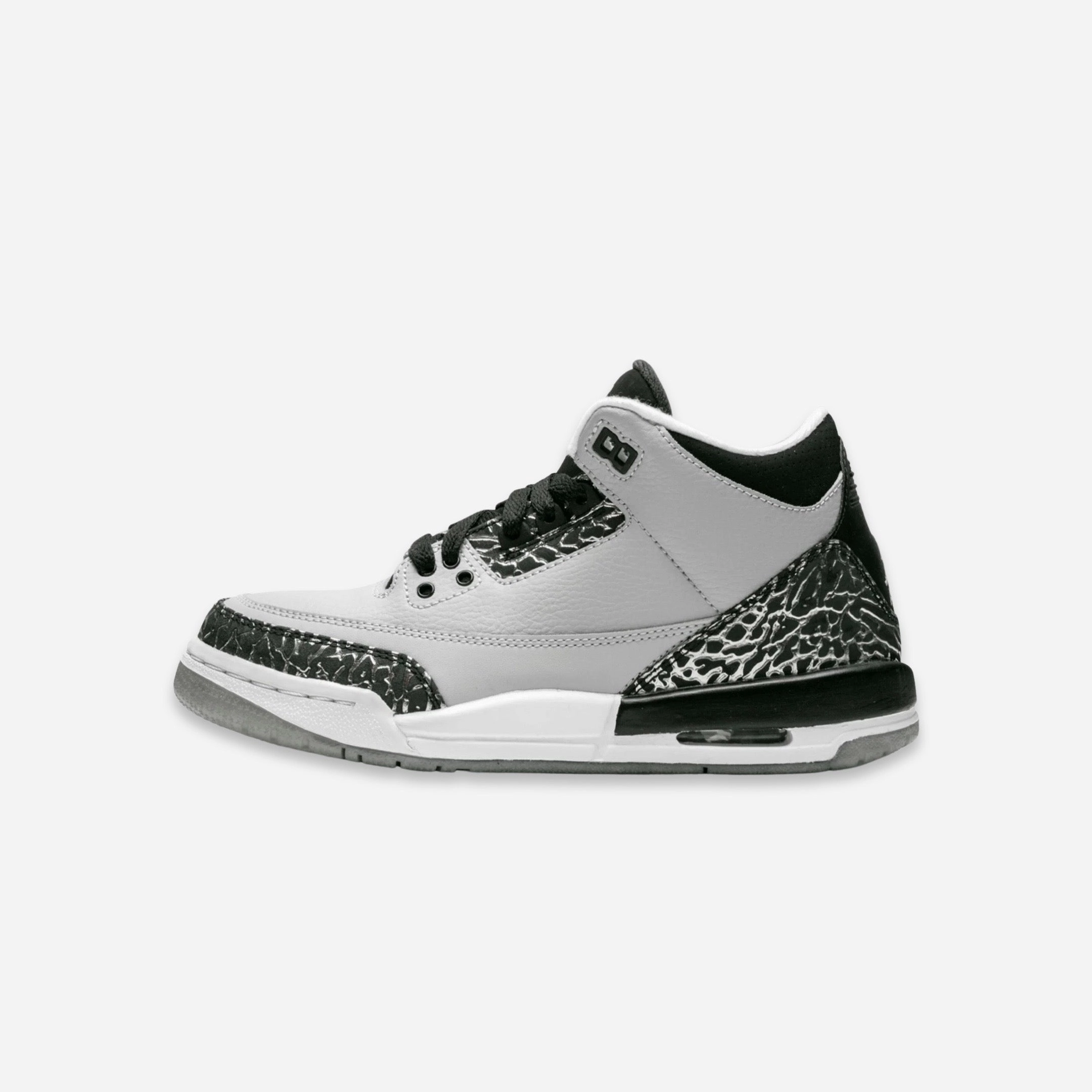 (GS) Air Jordan 3 Retro 'Wolf Grey' (2014) 398614-004 Air Jordan 3 retro sneakers with throwback vibe