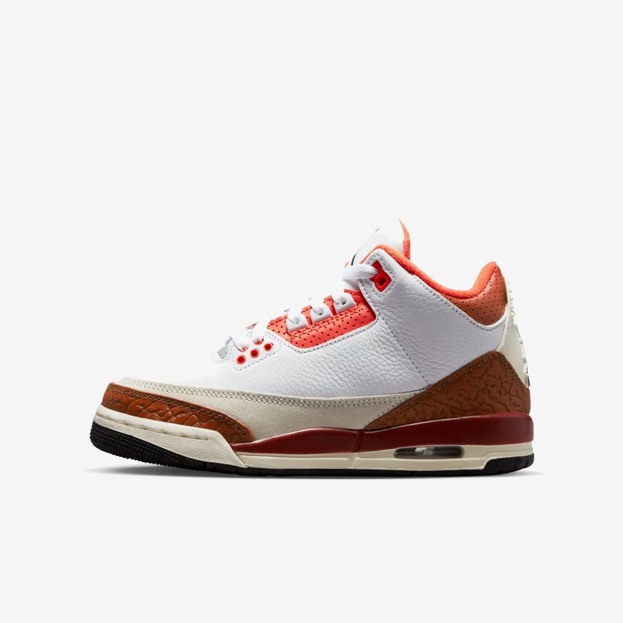(GS) Air Jordan 3 Retro SE 'Dunk on Mars Stone' (2023) DV7028-108 Air Jordan 3 retro sneakers with throwback vibe