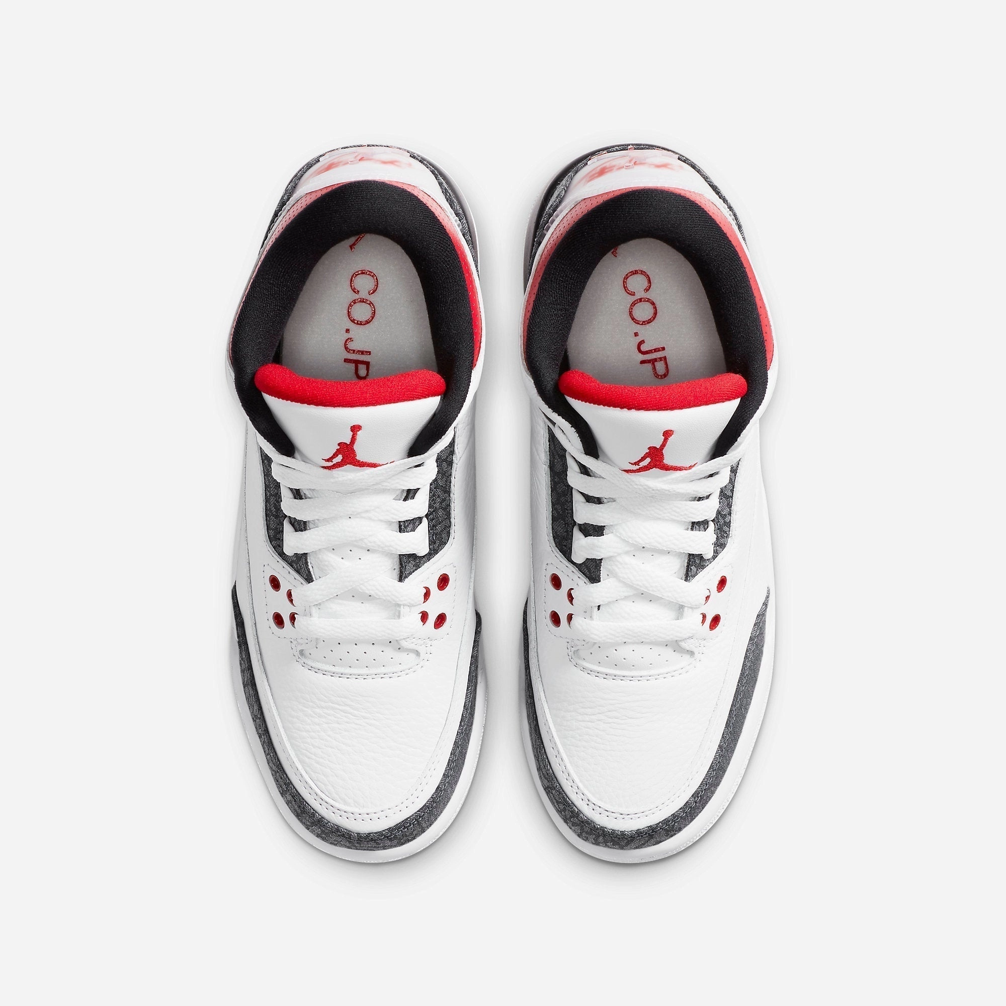 (GS) Air Jordan 3 Retro SE-T 'Japan Denim Fire Red' (2020) DB4169-100 Air Jordan 3 Retro Throwback Sneakers