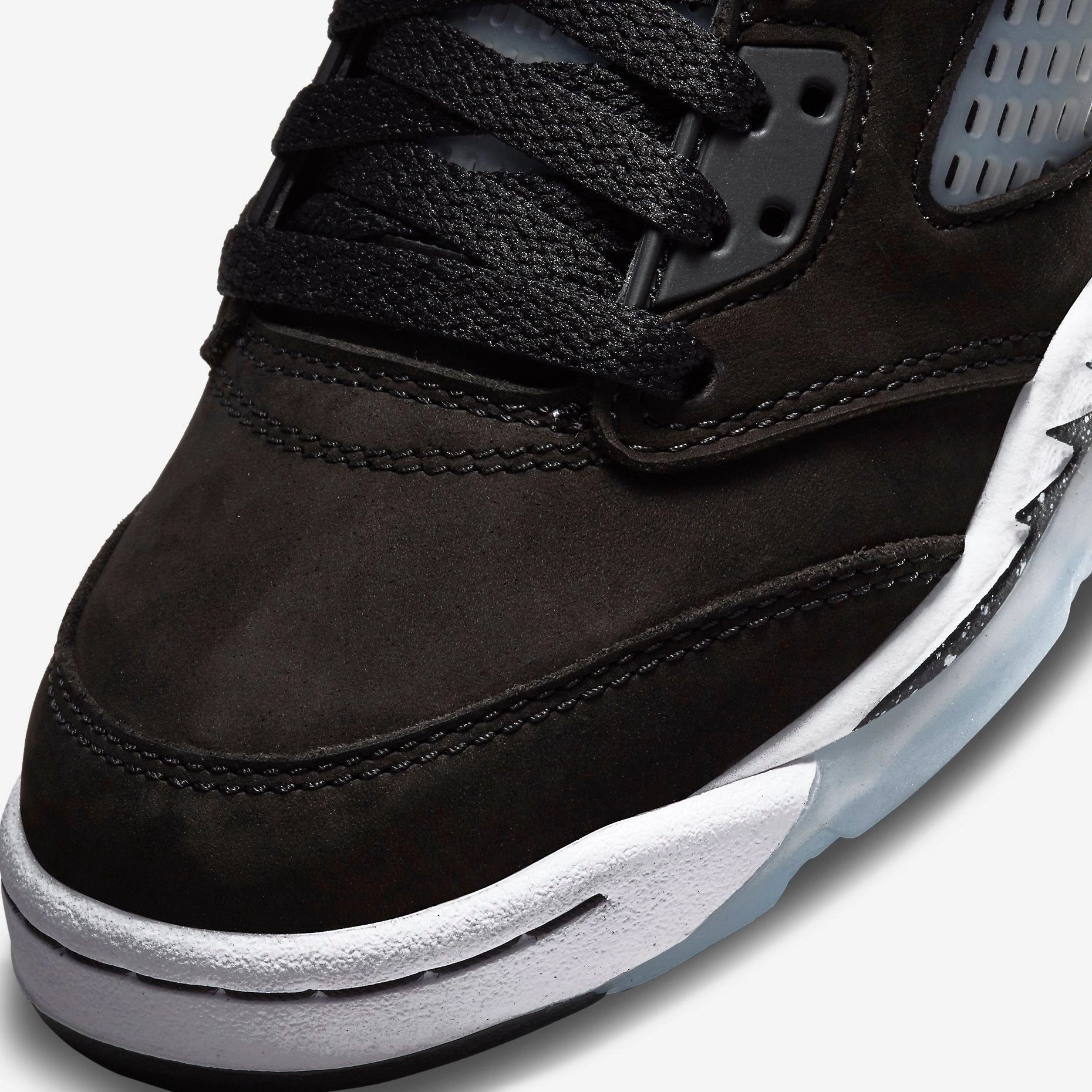 (GS) Air Jordan 5 Retro 'Moonlight / Oreo' (2021) 440888-011 Air Jordan 5 Mesh Panel Basketball Shoes