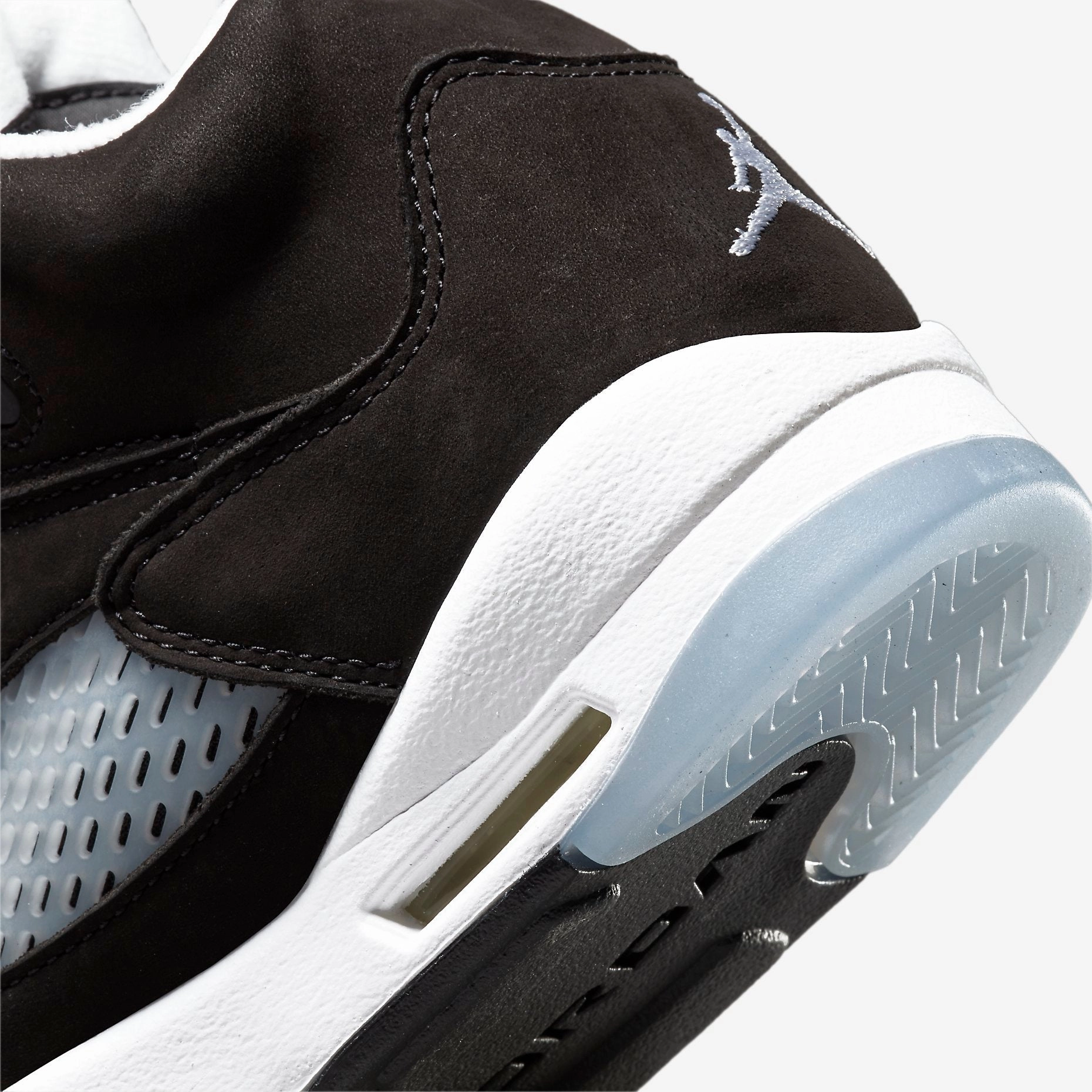 (GS) Air Jordan 5 Retro 'Moonlight / Oreo' (2021) 440888-011 Air Jordan 5 Mesh Panel Basketball Shoes