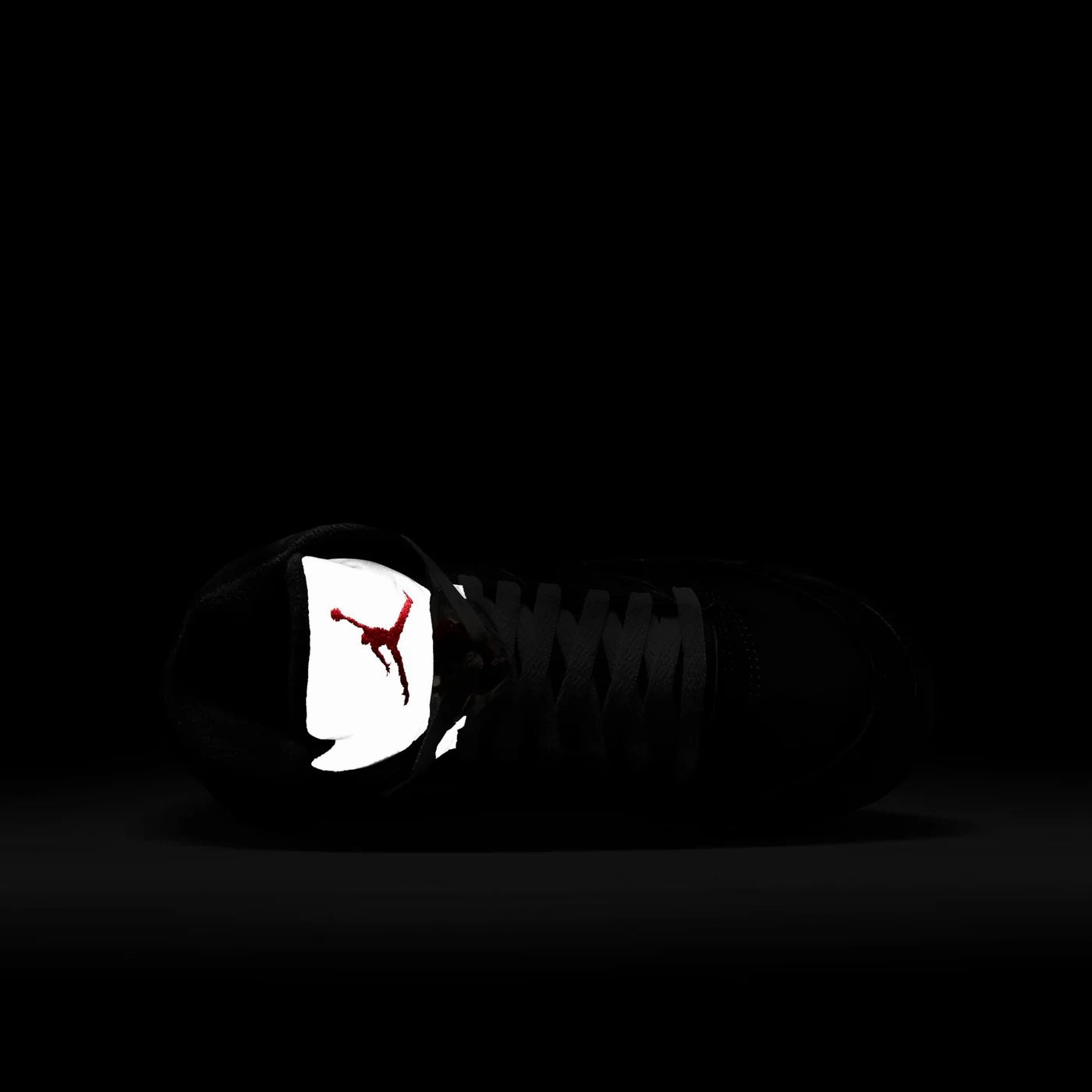 (GS) Air Jordan 5 Retro 'Reimagined Black / Metallic Silver' (2025) HF3976-001 Air Jordan 5 Mesh Panel Basketball Shoes