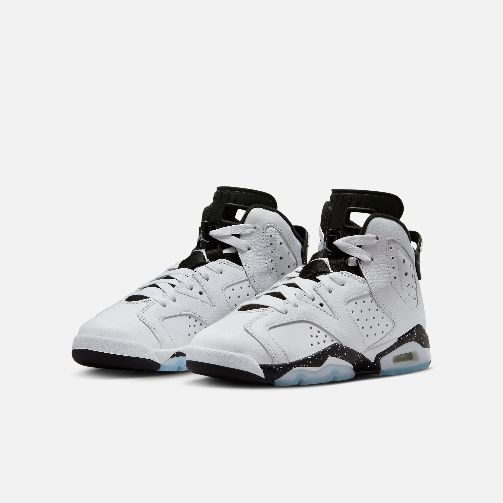 (GS) Air Jordan 6 Retro 'Reverse Oreo' (2024) 384665-112 Air Jordan 6 Classic High-Top Sneakers