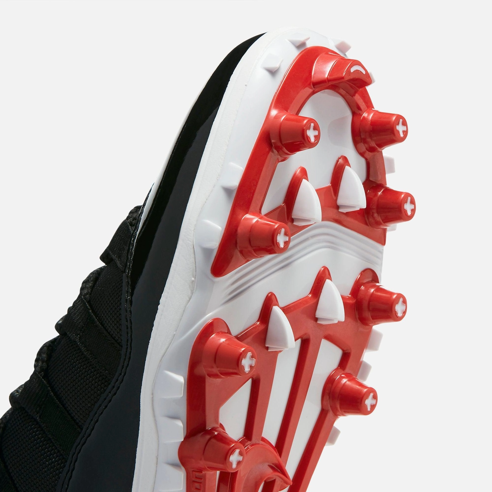 (Men's) Air Jordan 11 Retro Cleat TD 'Bred' (2018) AO1561-010 Air Jordan 11 Patent Basketball Shoes