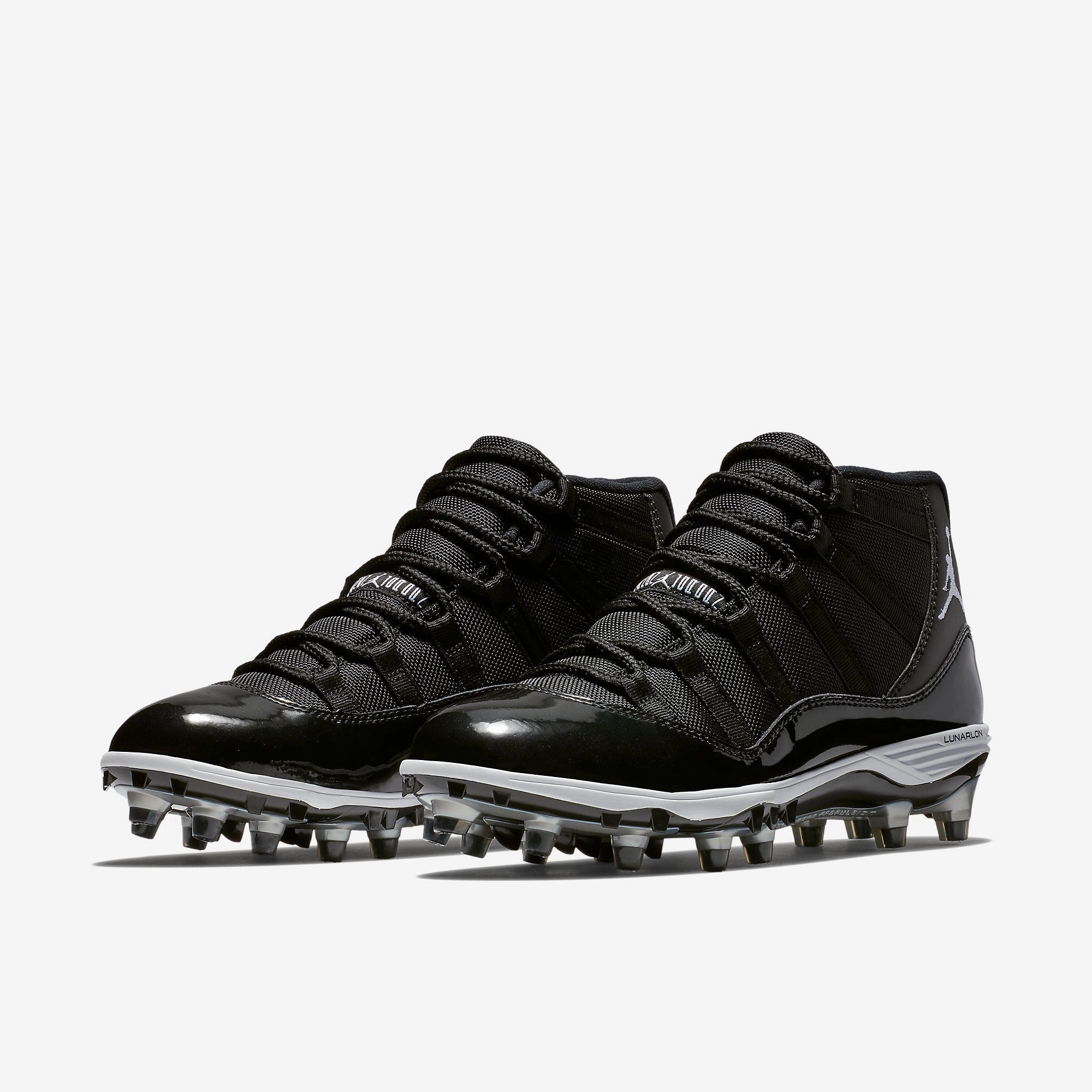 (Men's) Air Jordan 11 Retro Cleat TD 'Oreo' (2018) AO1561-011 Air Jordan 11 Patent Basketball Shoes