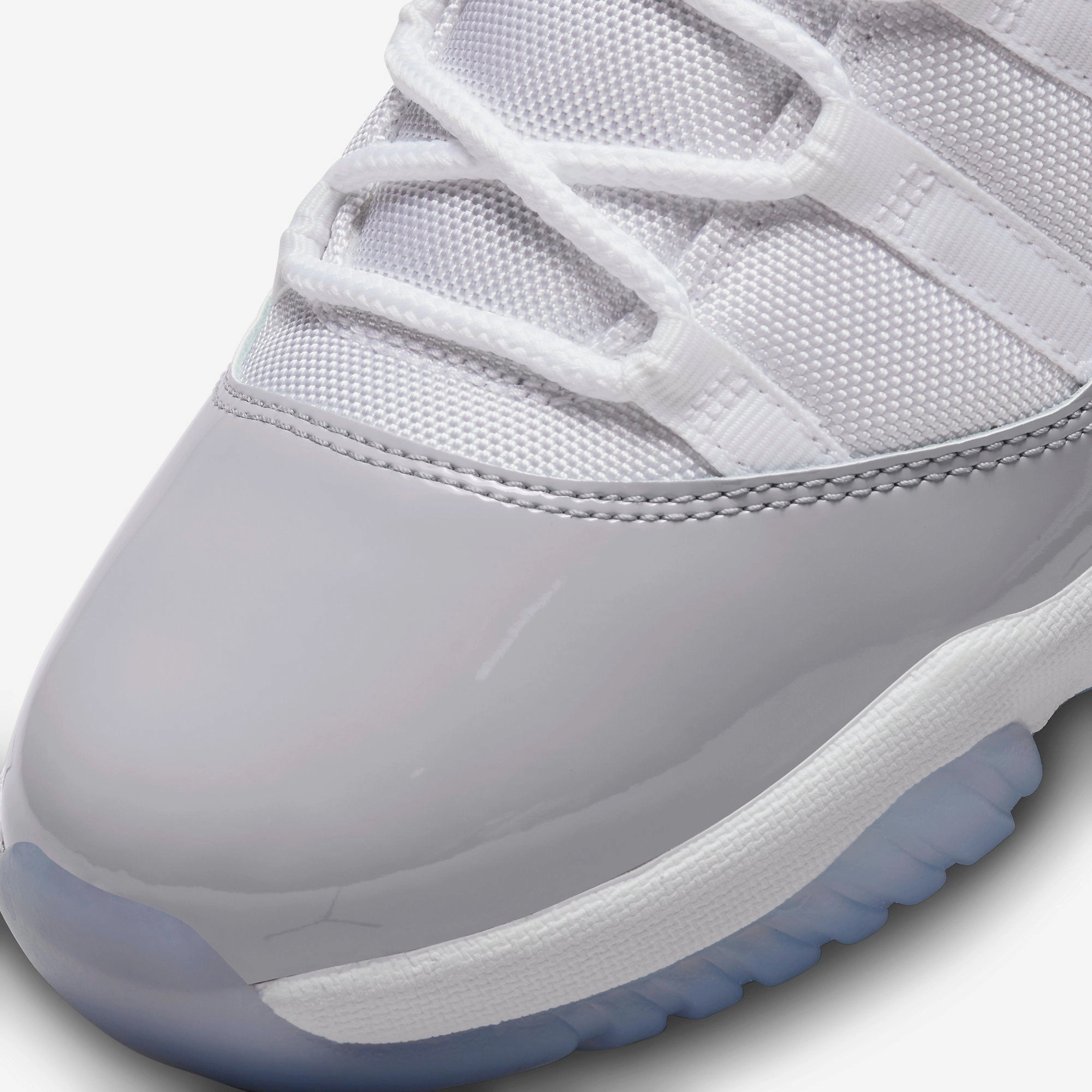 (Men's) Air Jordan 11 Retro Low 'Cement Grey' (2023) AV2187-140 Air Jordan 11 Patent Basketball Shoes