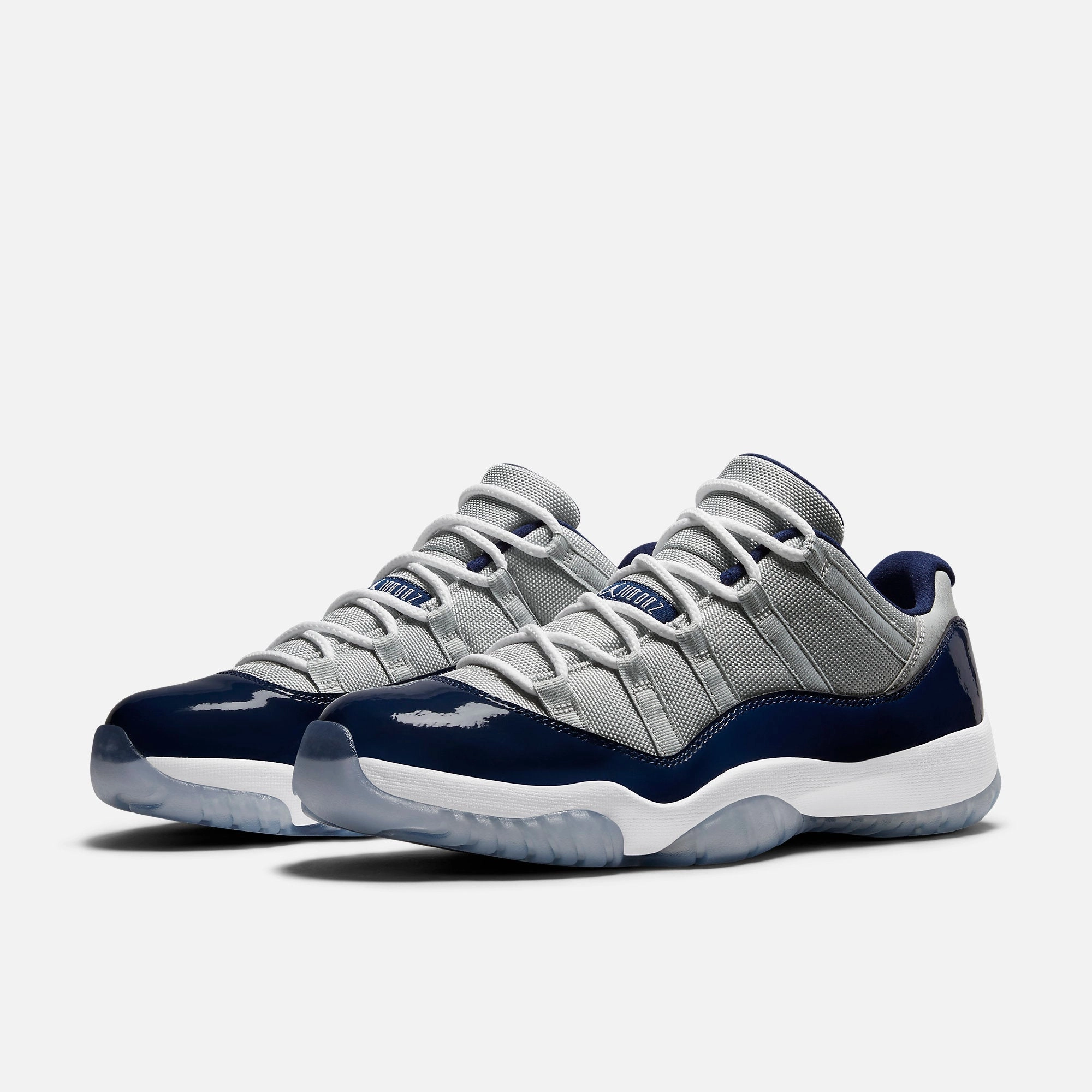 (Men's) Air Jordan 11 Retro Low 'Georgetown Hoyas' (2015) 528895-007 Air Jordan 11 Patent Basketball Shoes