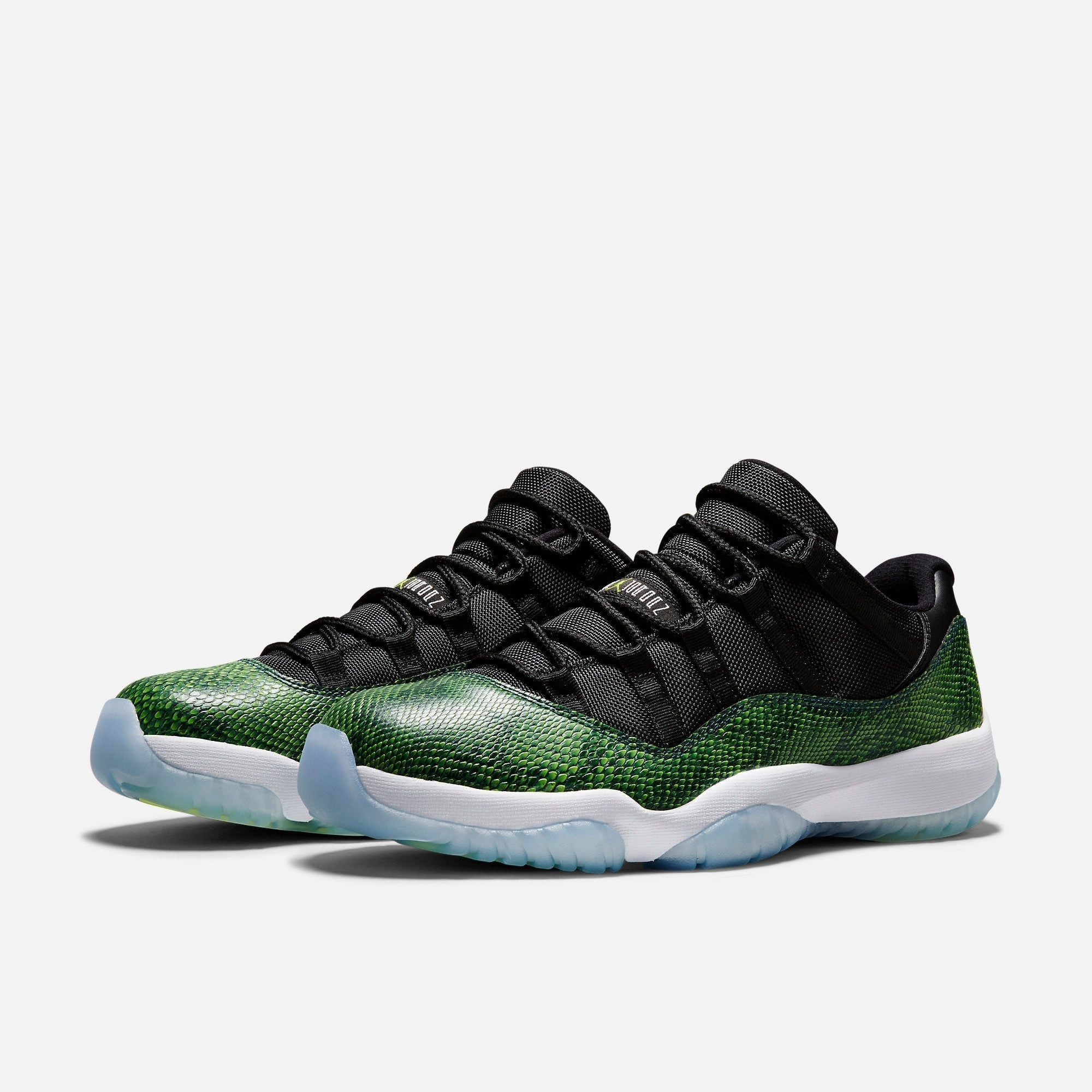 (Men's) Air Jordan 11 Retro Low 'Green Snakeskin' (2014) 528895-033 Air Jordan 11 Patent Basketball Shoes