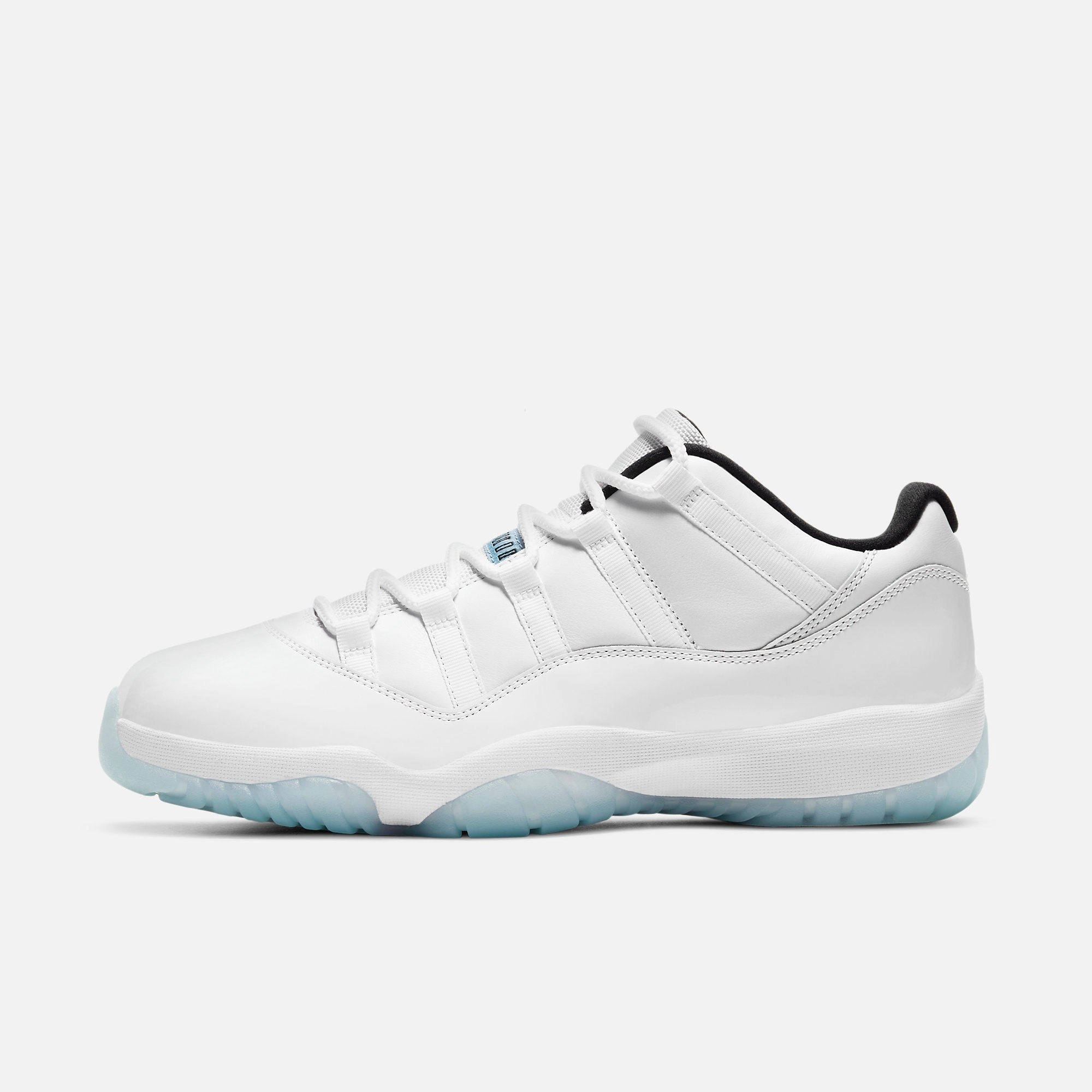 (Men's) Air Jordan 11 Retro Low 'Legend Blue' (2021) AV2187-117 Air Jordan 11 basketball shoes with patent look