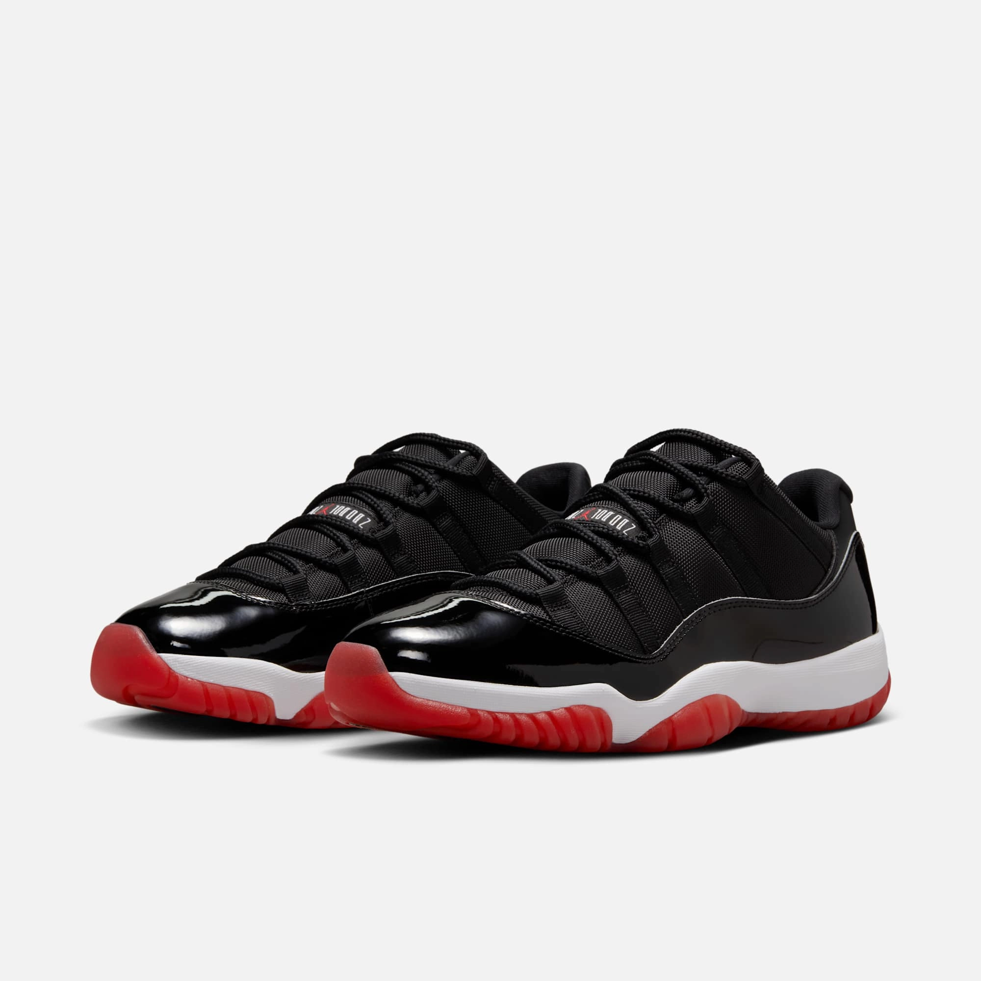 (Men's) Air Jordan 11 Retro Low 'Playoffs / Bred' (2025) FV5104-006 Air Jordan 11 Patent Basketball Shoes