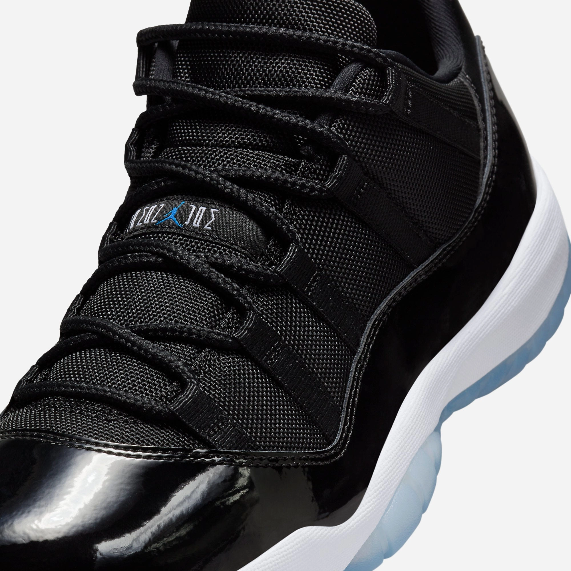 (Men's) Air Jordan 11 Retro Low 'Space Jam' (2024) FV5104-004 Air Jordan 11 Patent Basketball Shoes