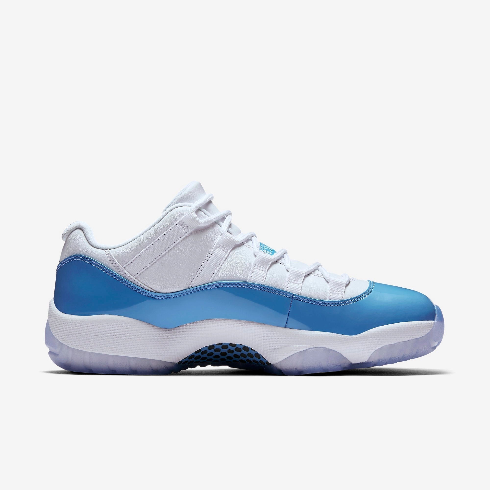 (Men's) Air Jordan 11 Retro Low 'UNC University Blue' (2017) 528895-106 Air Jordan 11 Patent Basketball Shoes