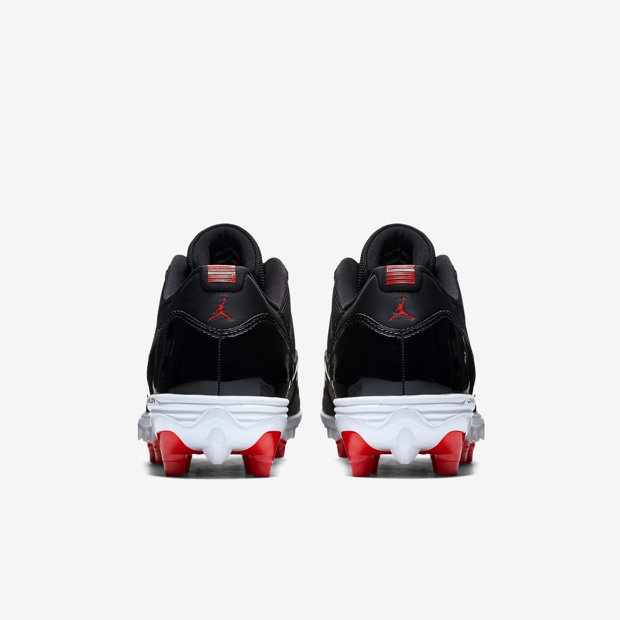 (Men's) Air Jordan 11 Retro Low Cleat TD 'Bred' (2018) AO1560-010 Air Jordan 11 Patent Basketball Shoes