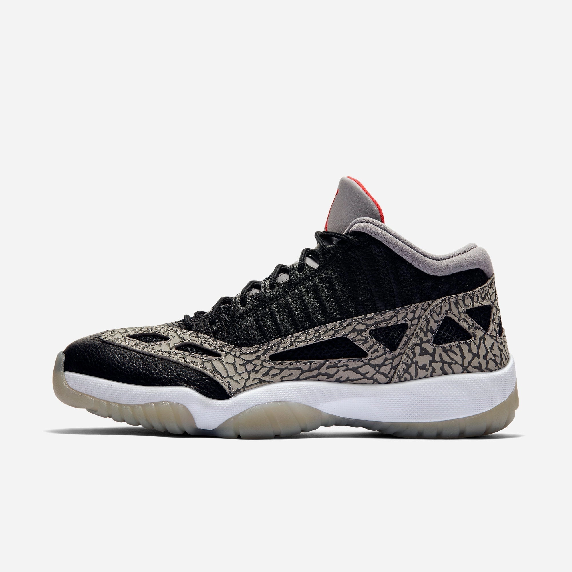 (Men's) Air Jordan 11 Retro Low IE 'Black Cement' (2020) 919712-006 Air Jordan 11 basketball shoes with patent look