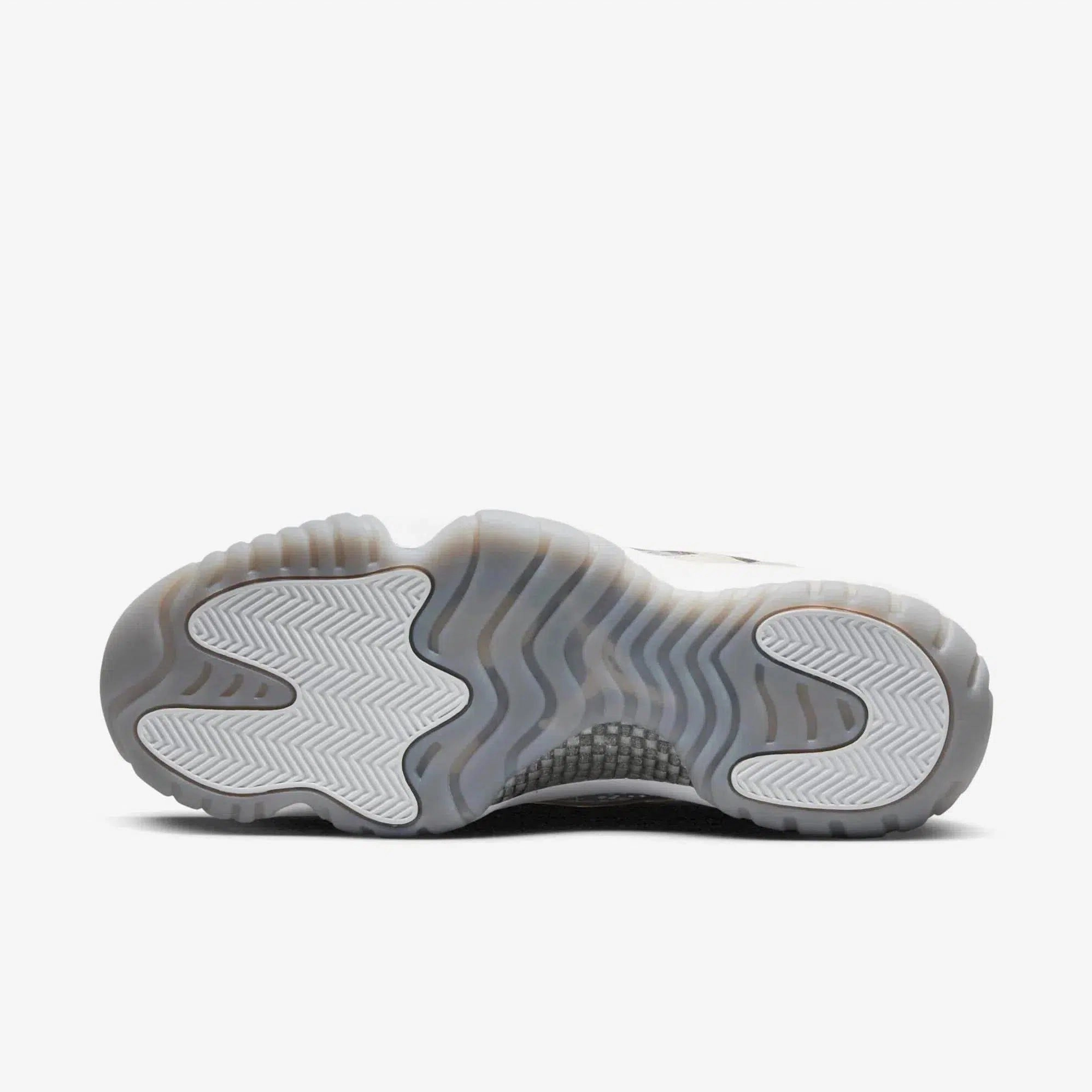 (Men's) Air Jordan 11 Retro Low IE 'Light Orewood Brown' (2022) 919712-102 Air Jordan 11 Patent Basketball Shoes