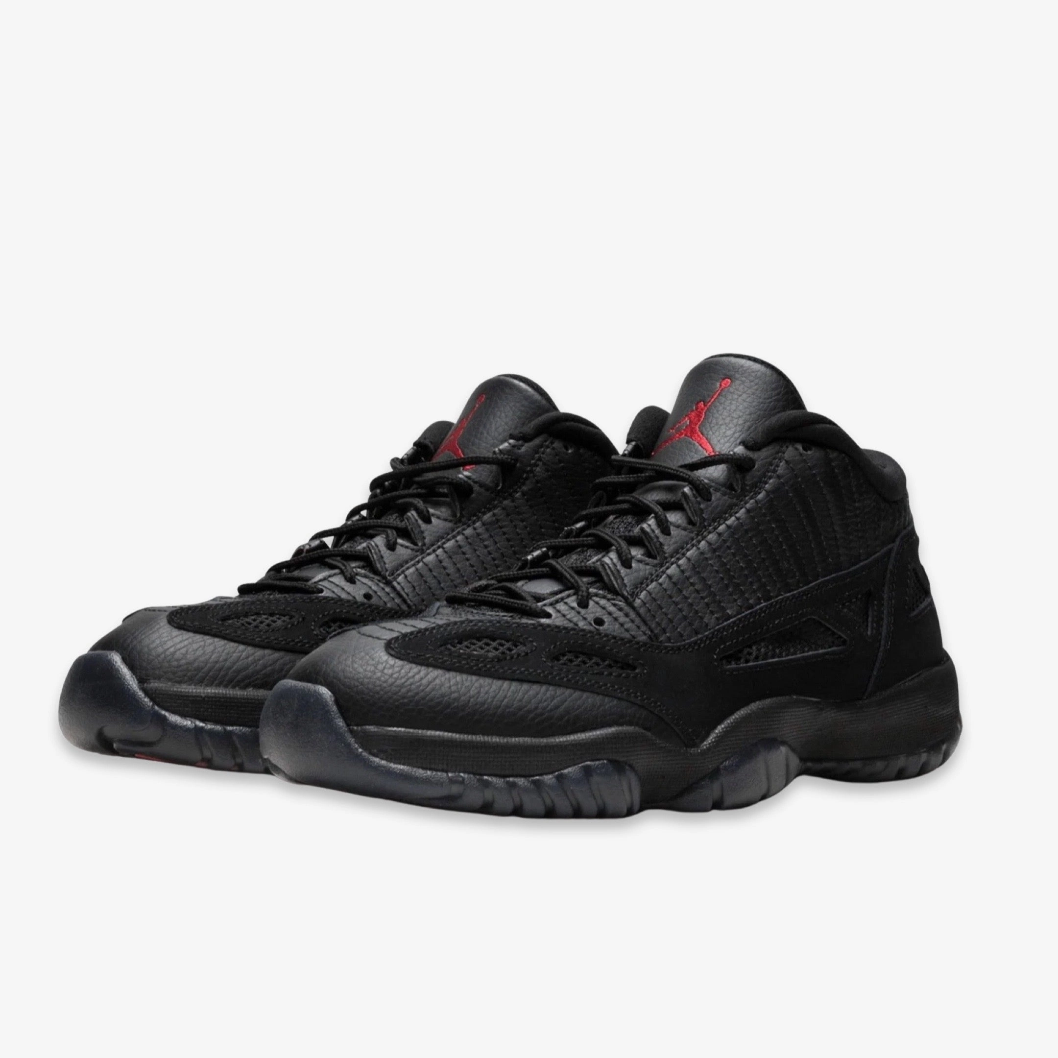 (Men's) Air Jordan 11 Retro Low IE 'Referee' (2015) 306008-003 Air Jordan 11 Patent Basketball Shoes