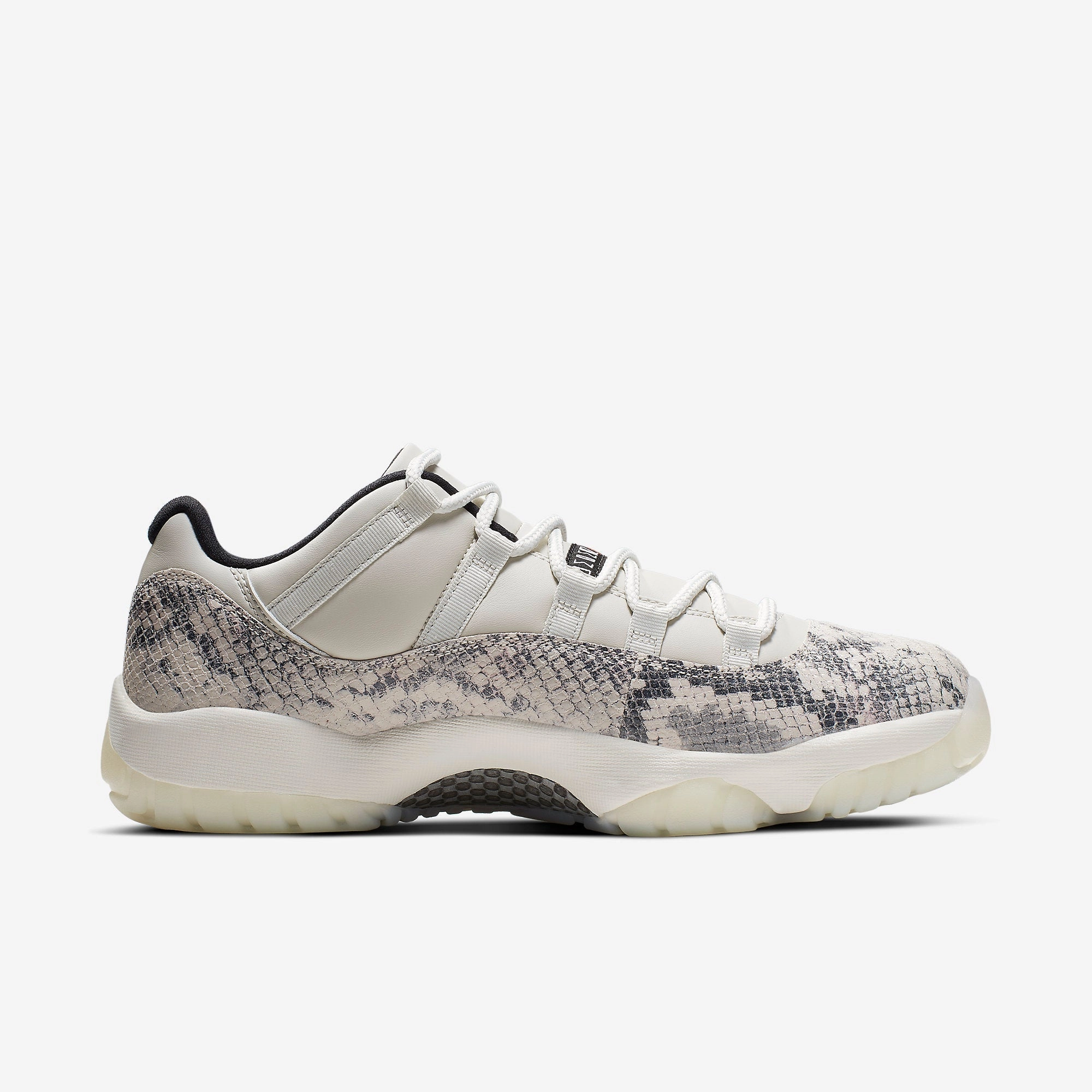 (Men's) Air Jordan 11 Retro Low LE 'Light Bone Snakeskin' (2019) CD6846-002 Air Jordan 11 Patent Basketball Shoes