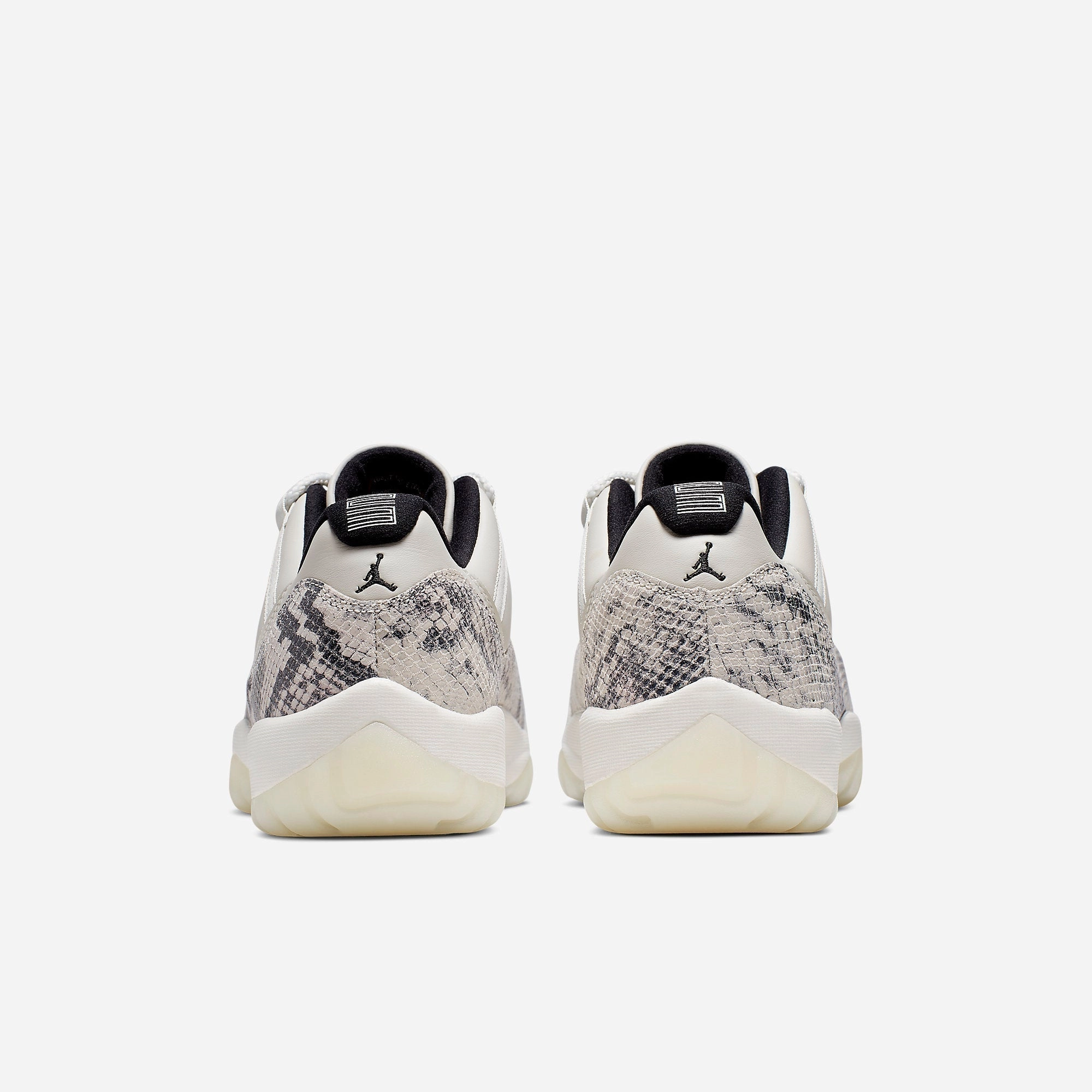 (Men's) Air Jordan 11 Retro Low LE 'Light Bone Snakeskin' (2019) CD6846-002 Air Jordan 11 Patent Basketball Shoes