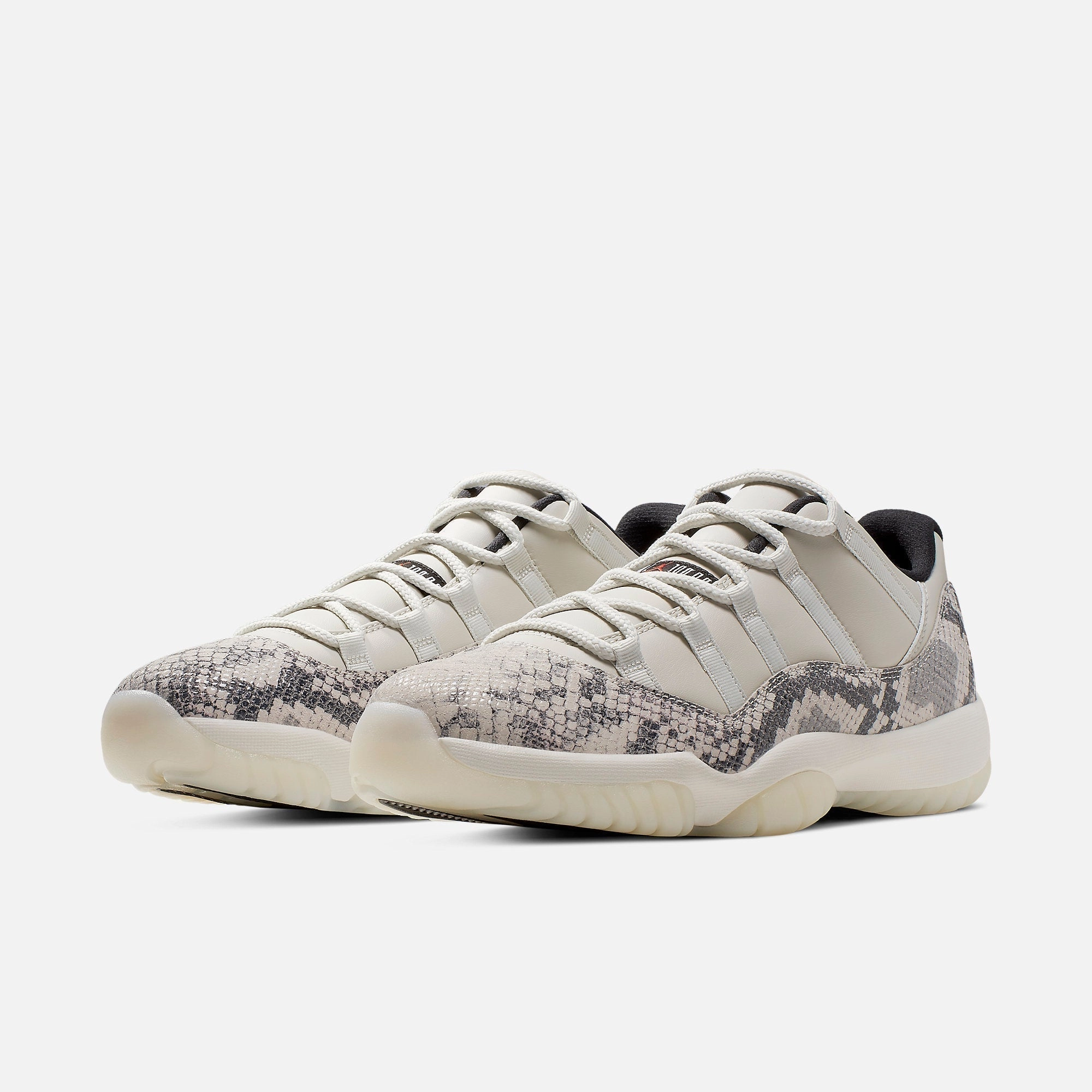 (Men's) Air Jordan 11 Retro Low LE 'Light Bone Snakeskin' (2019) CD6846-002 Air Jordan 11 Patent Basketball Shoes